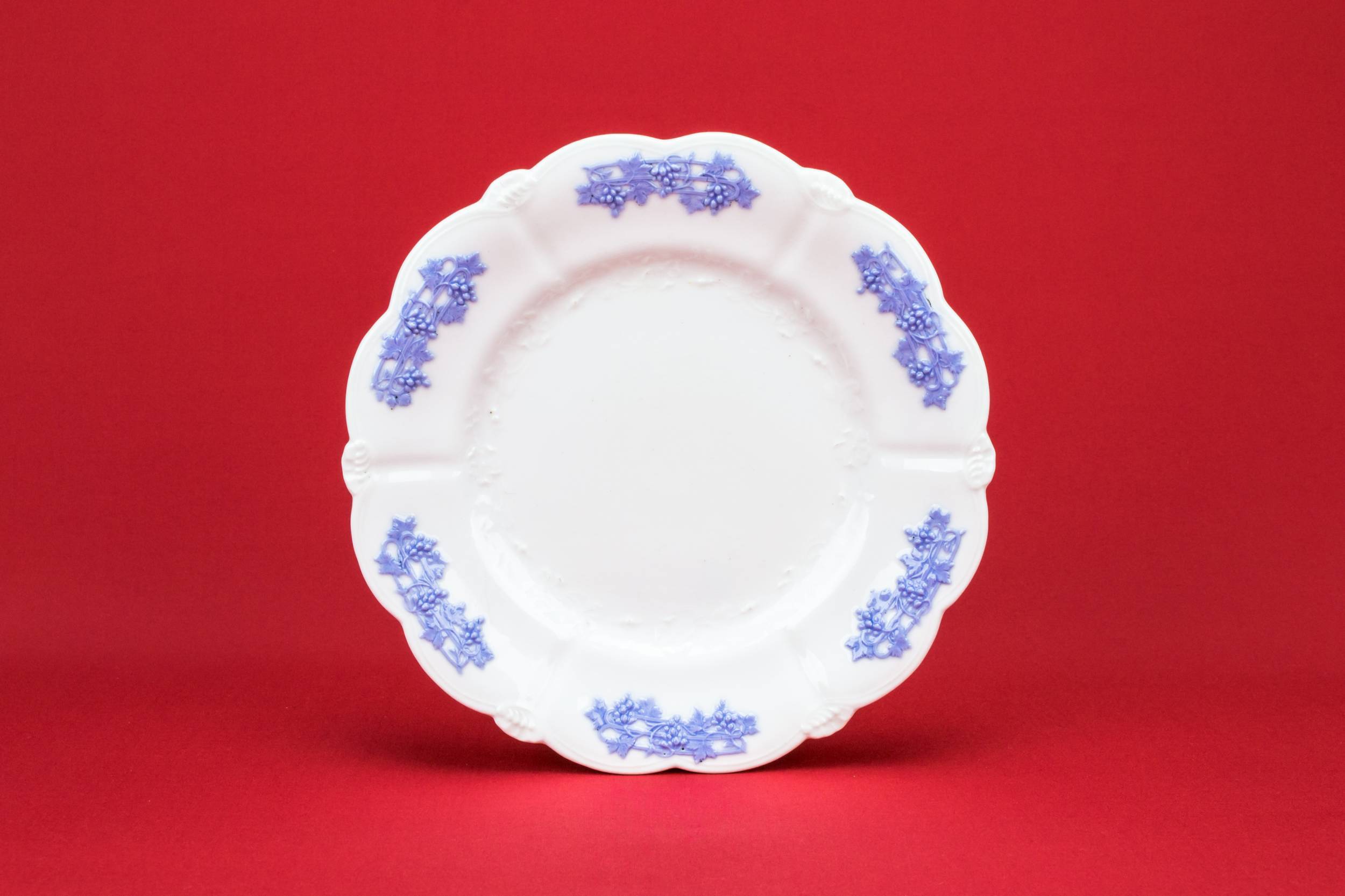Porcelain Elegant PLATES — 6 lavender medium plates