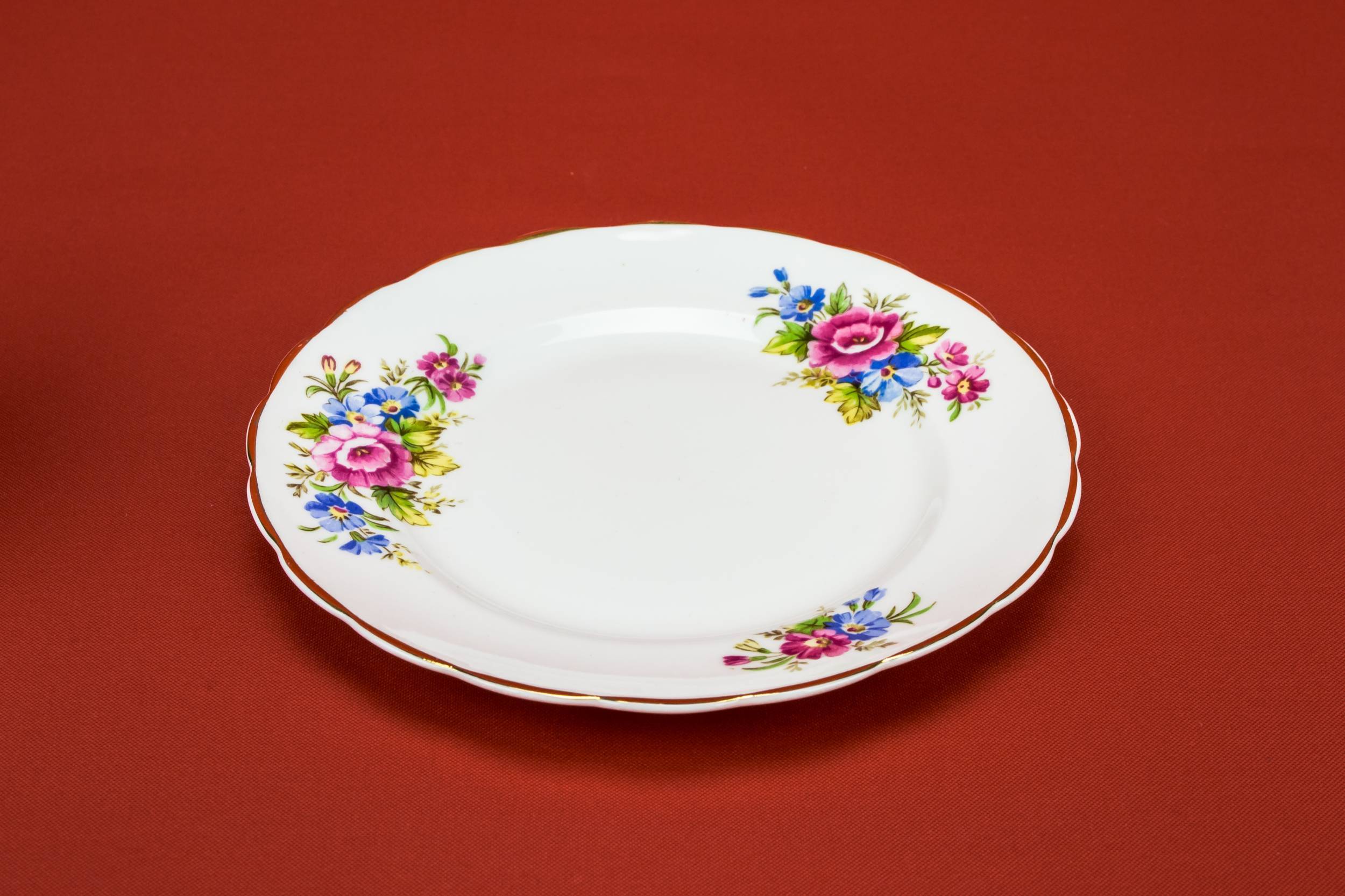 Persons Retro Vintage — 6 floral cake plates 1