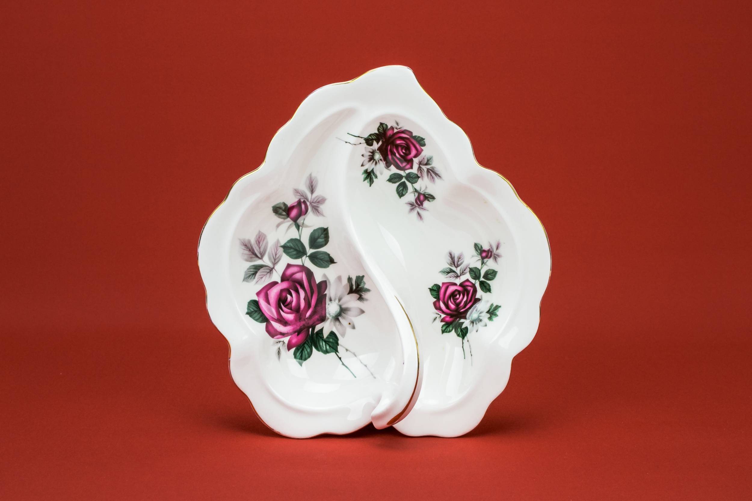 Vintage Elegant BOWL — Snack serving bowl