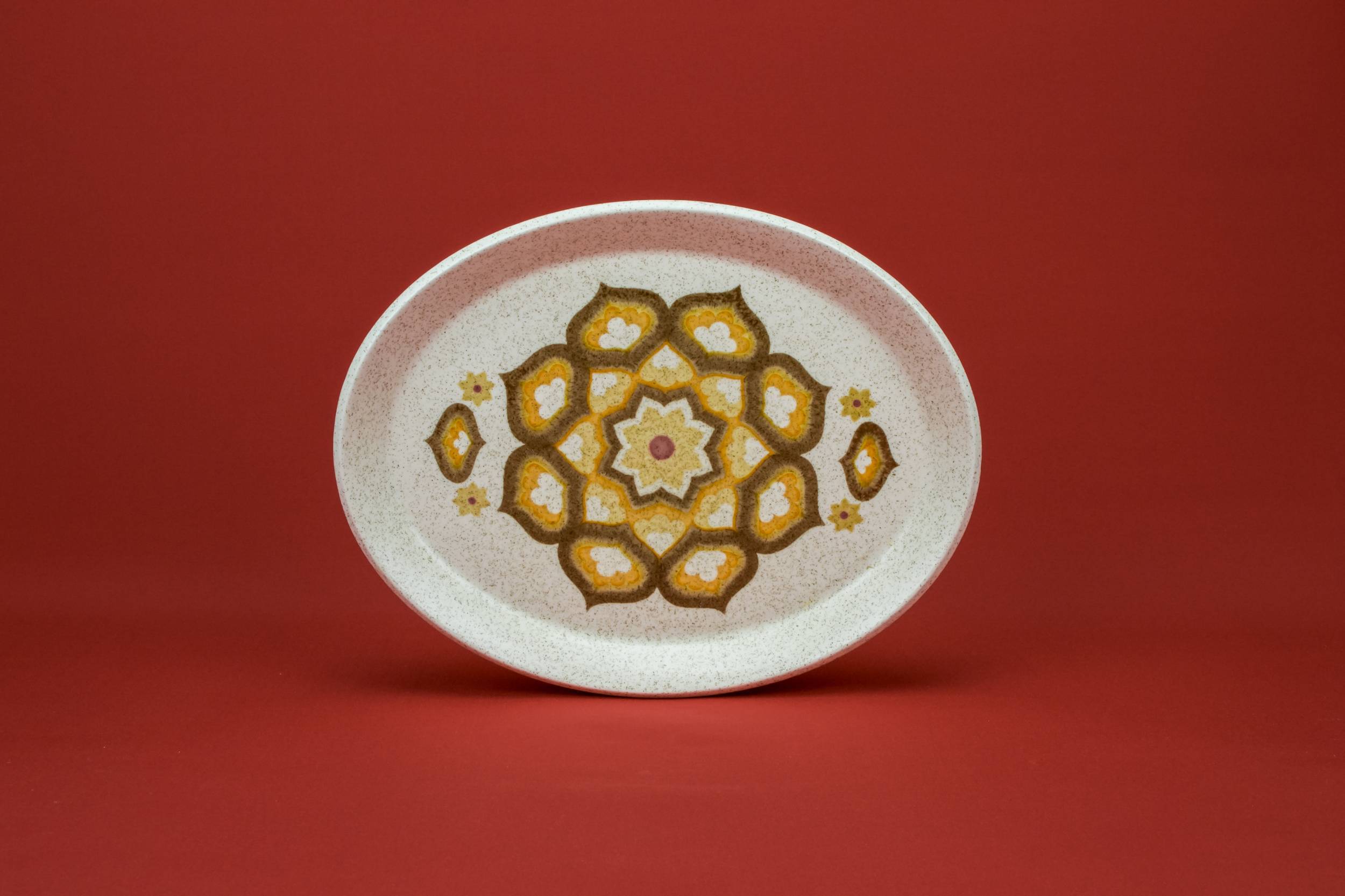 Retro Buff Kalabar — Kalabar serving platter