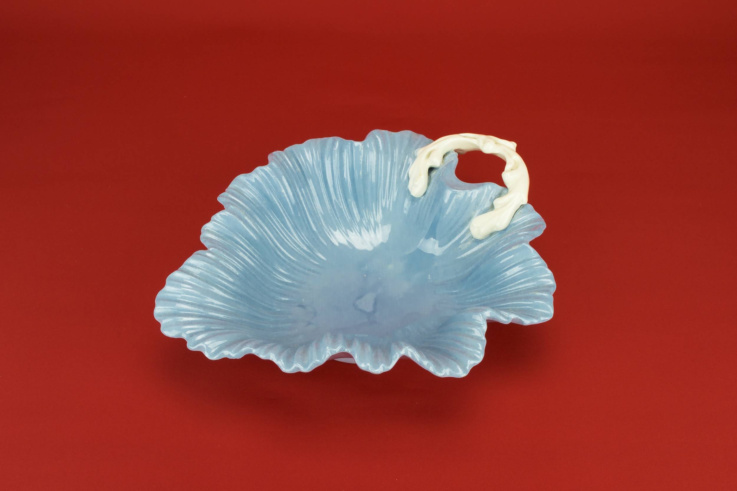 Antique Opulent Leaf — Blue leaf serving bowl