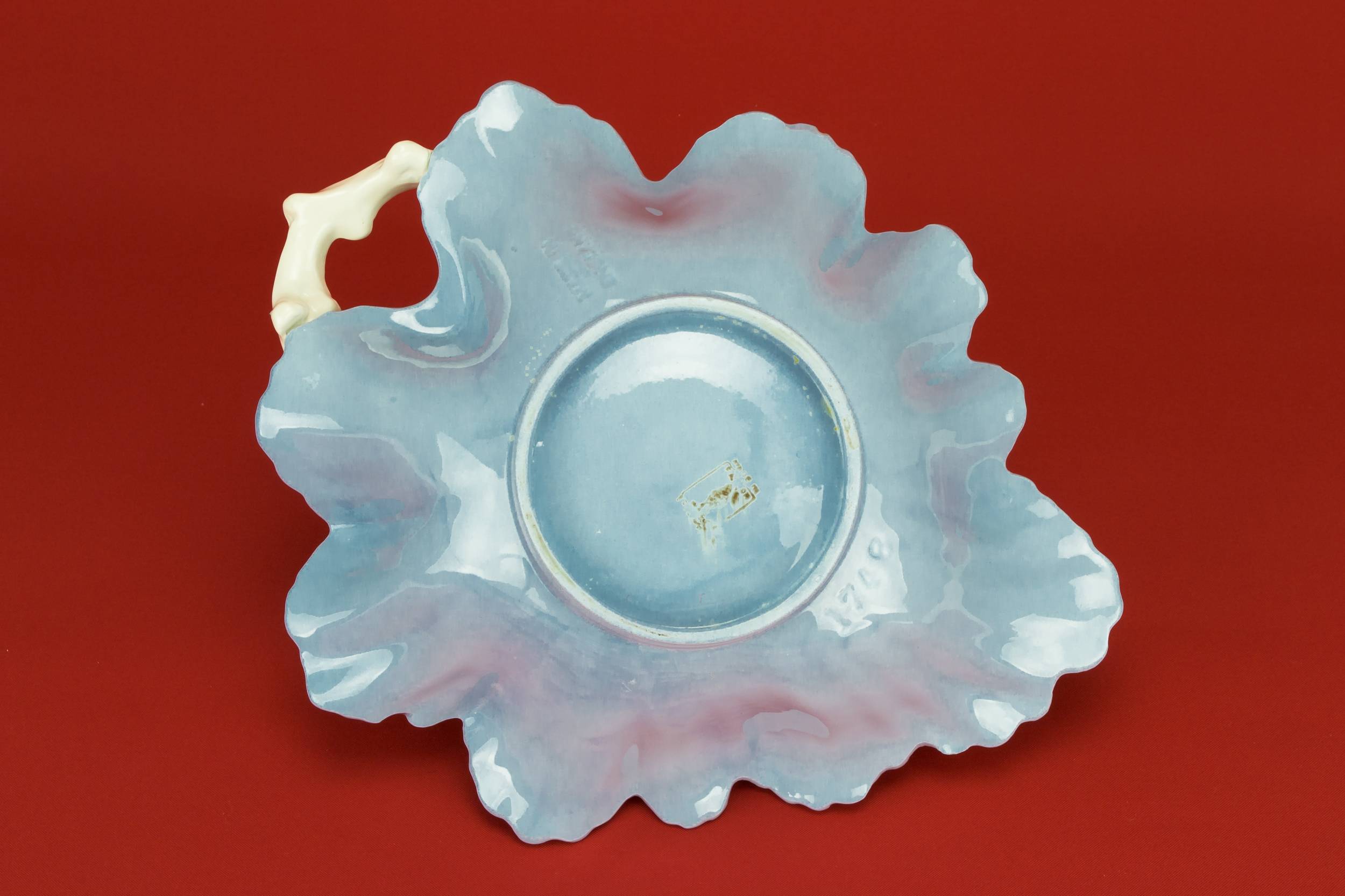Antique Opulent Leaf — Blue leaf serving bowl 2