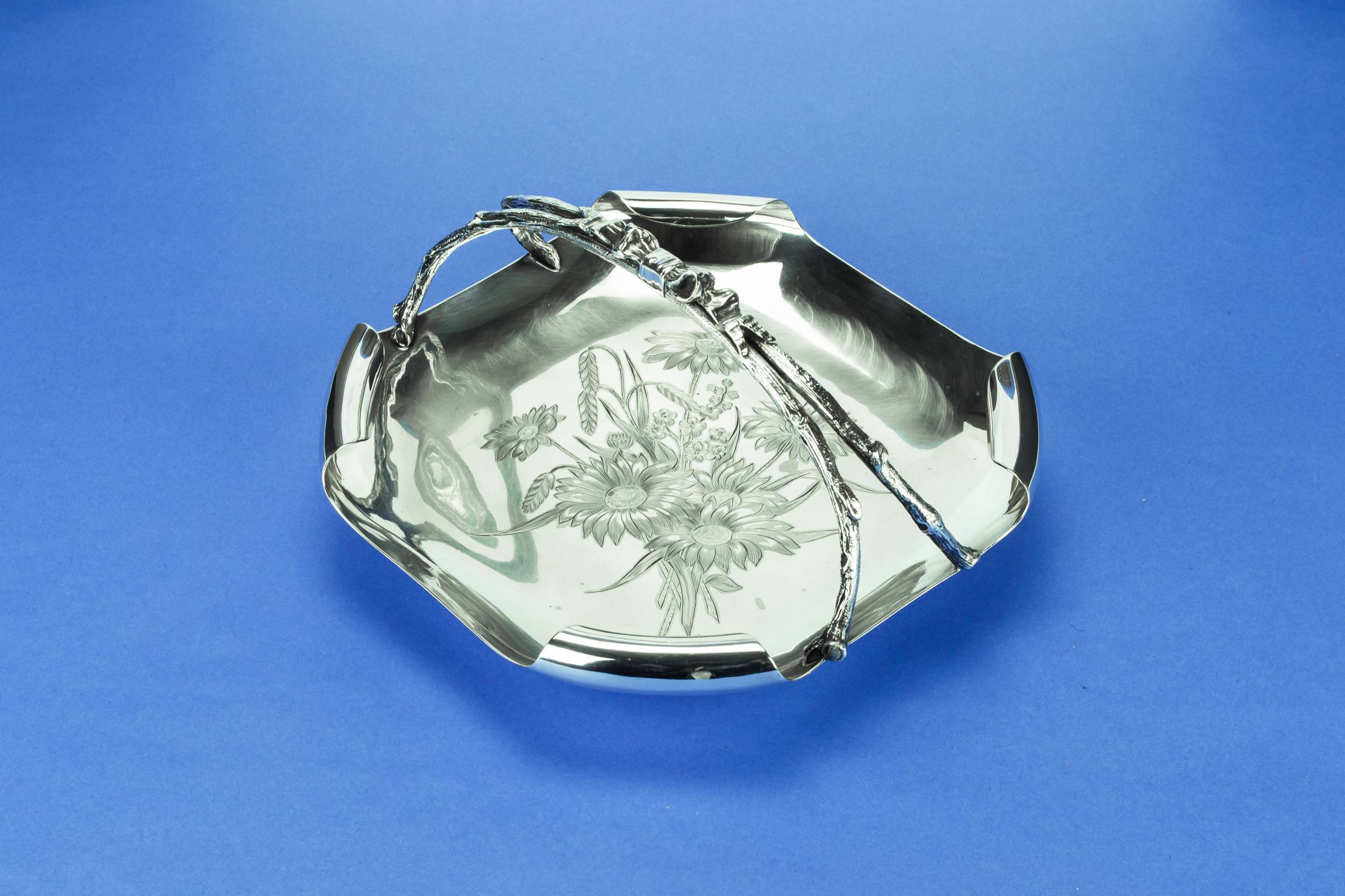 Aesthetic Movement Antique — Silver plated serving bowl