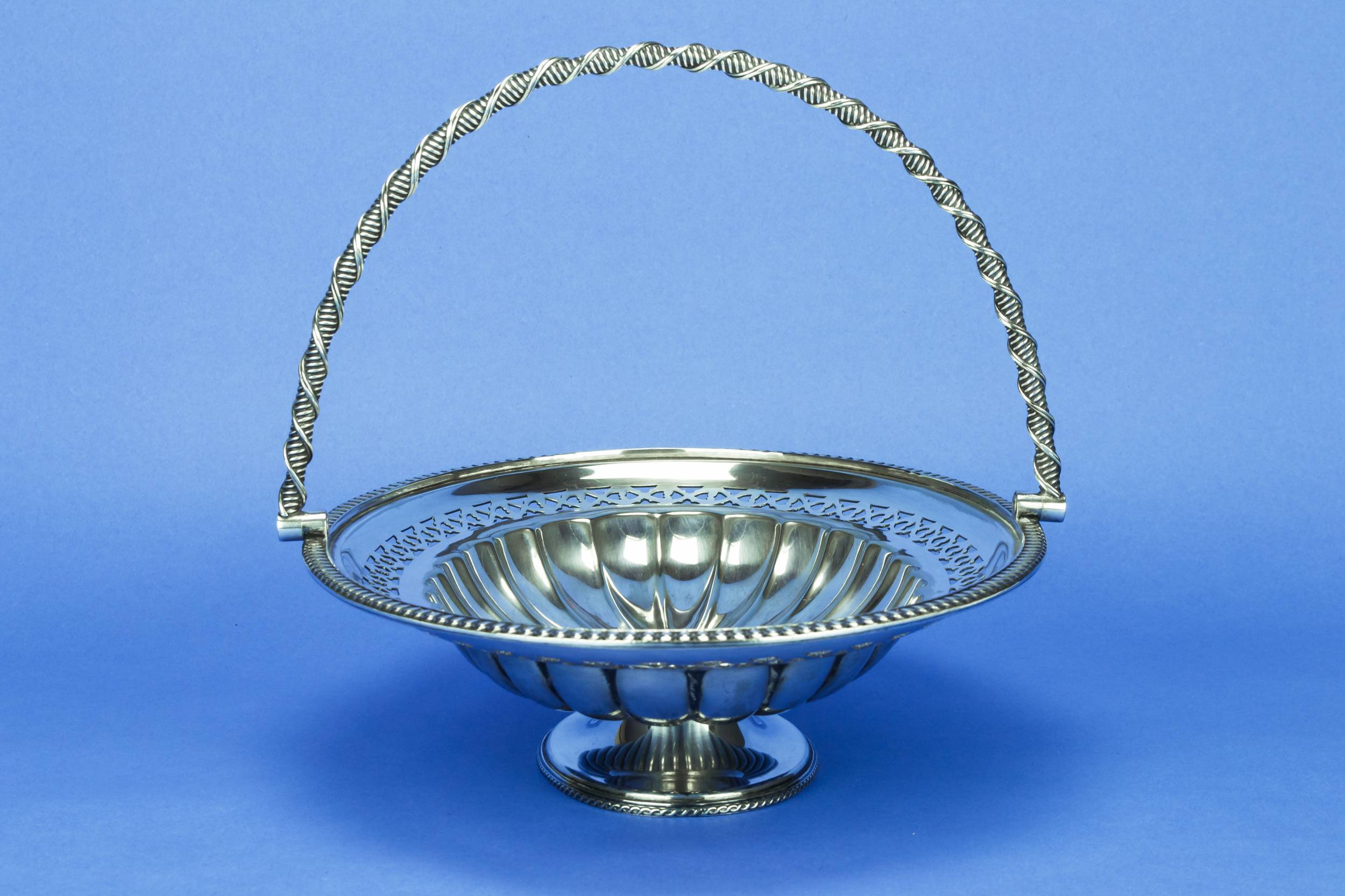 Victorian Classical BOWL — Silver plated fruit bowl
