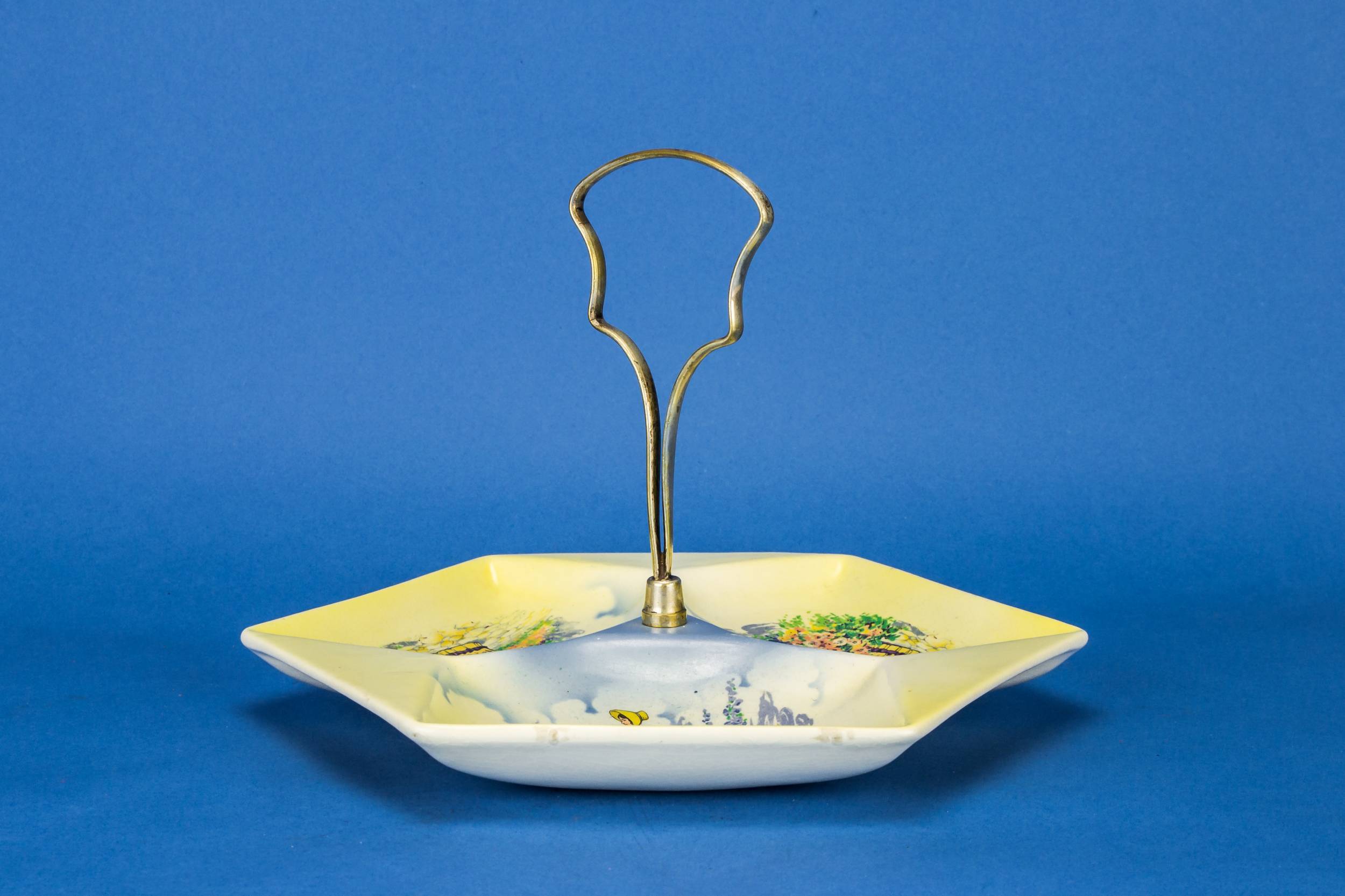 Elegant Art Deco — Yellow cake platter 2