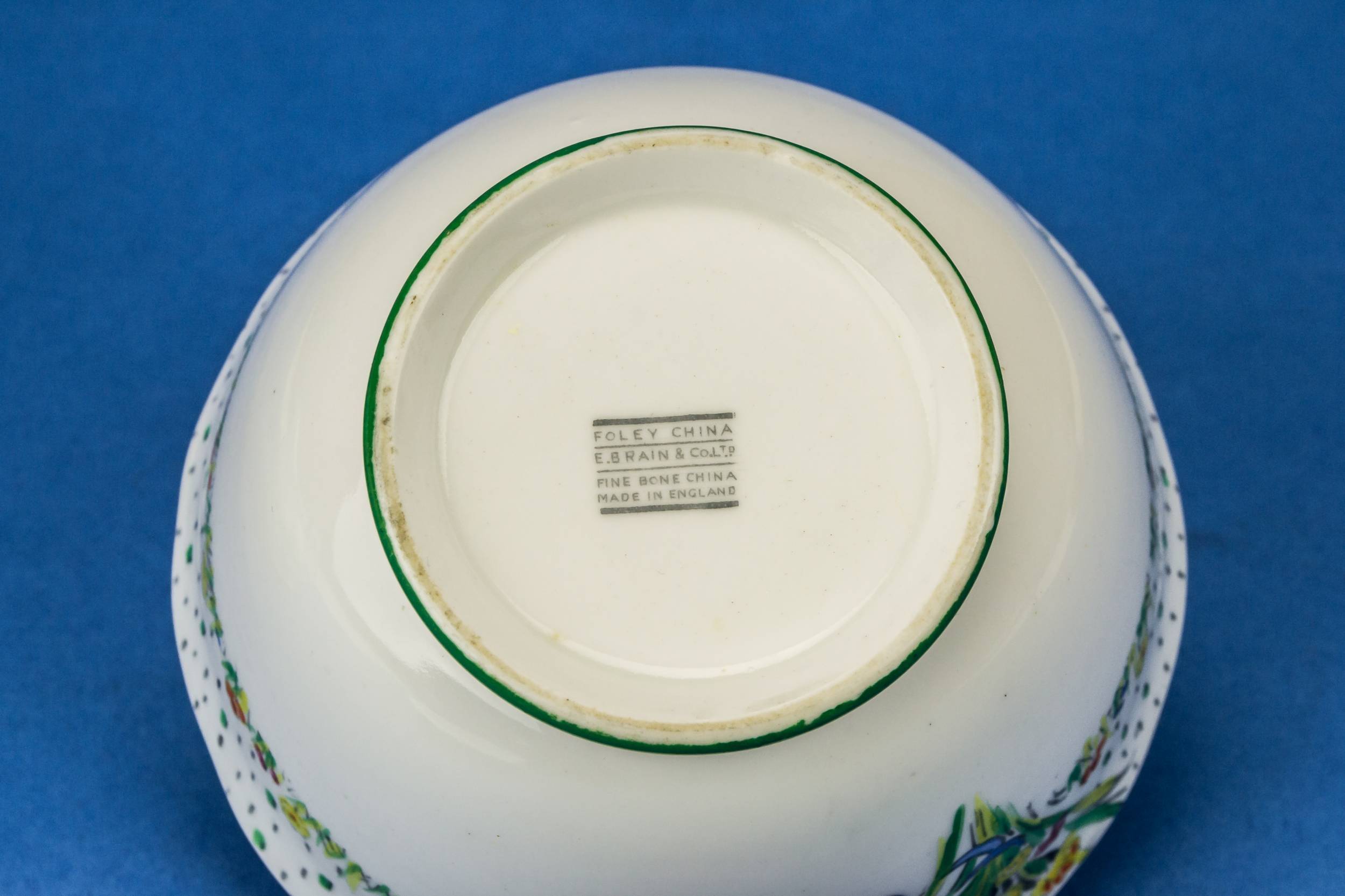 Placements Foley China — Red and green tea set for 6 5