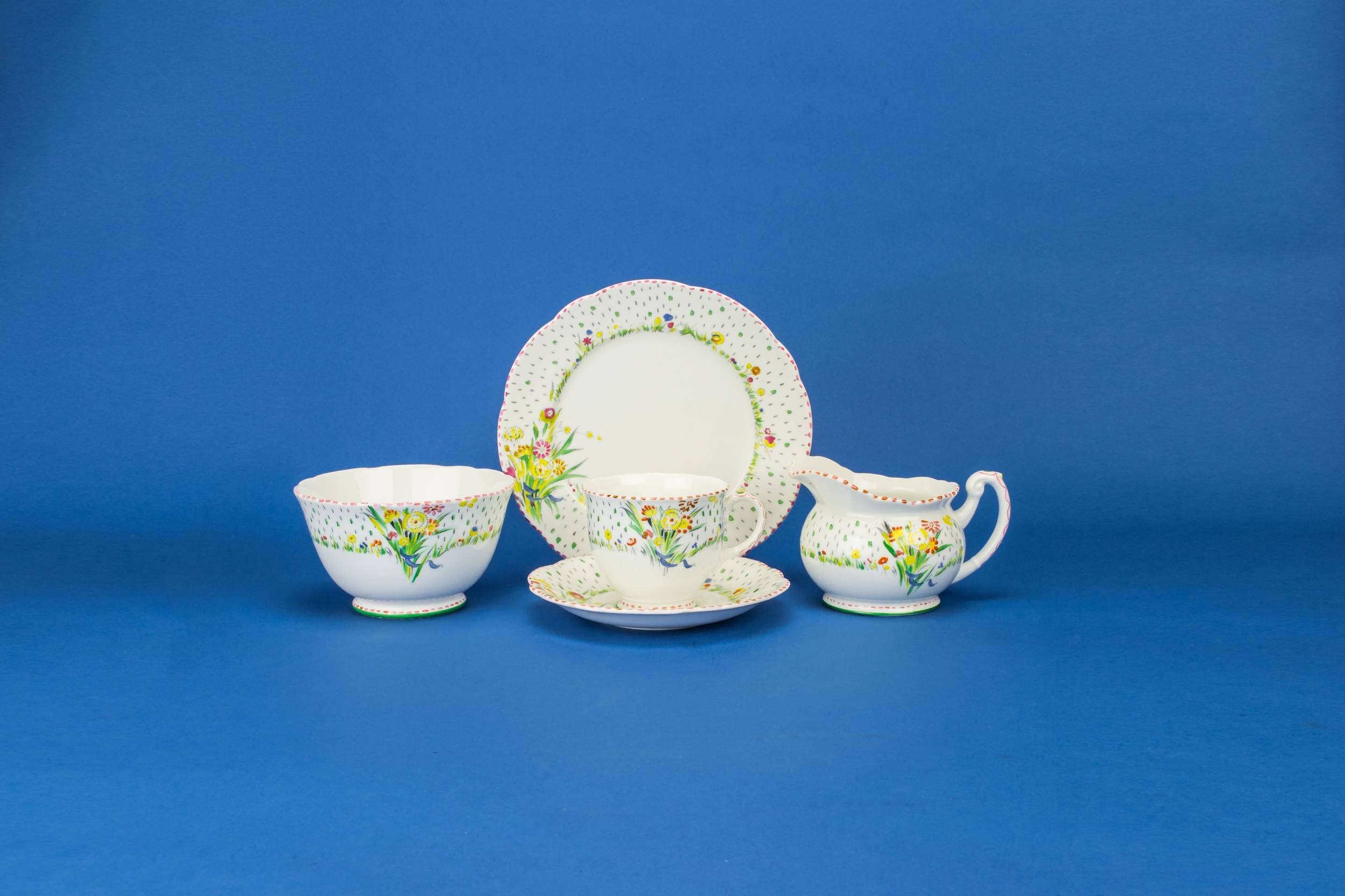Placements Foley China — Red and green tea set for 6