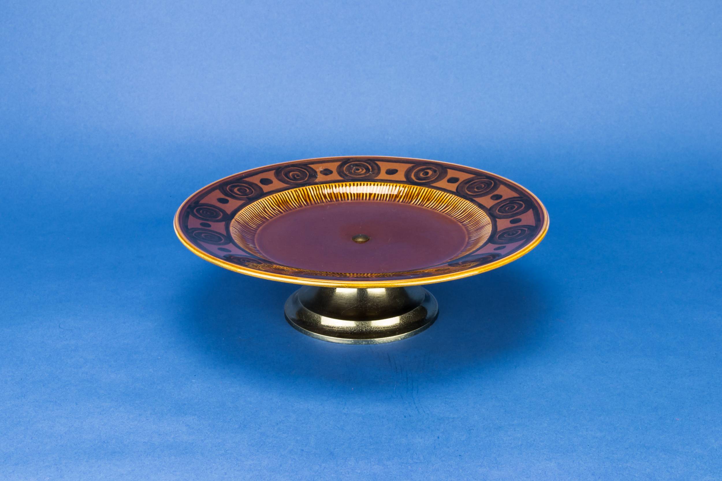 Attractive Modernist Abstract — Brown cake tazza