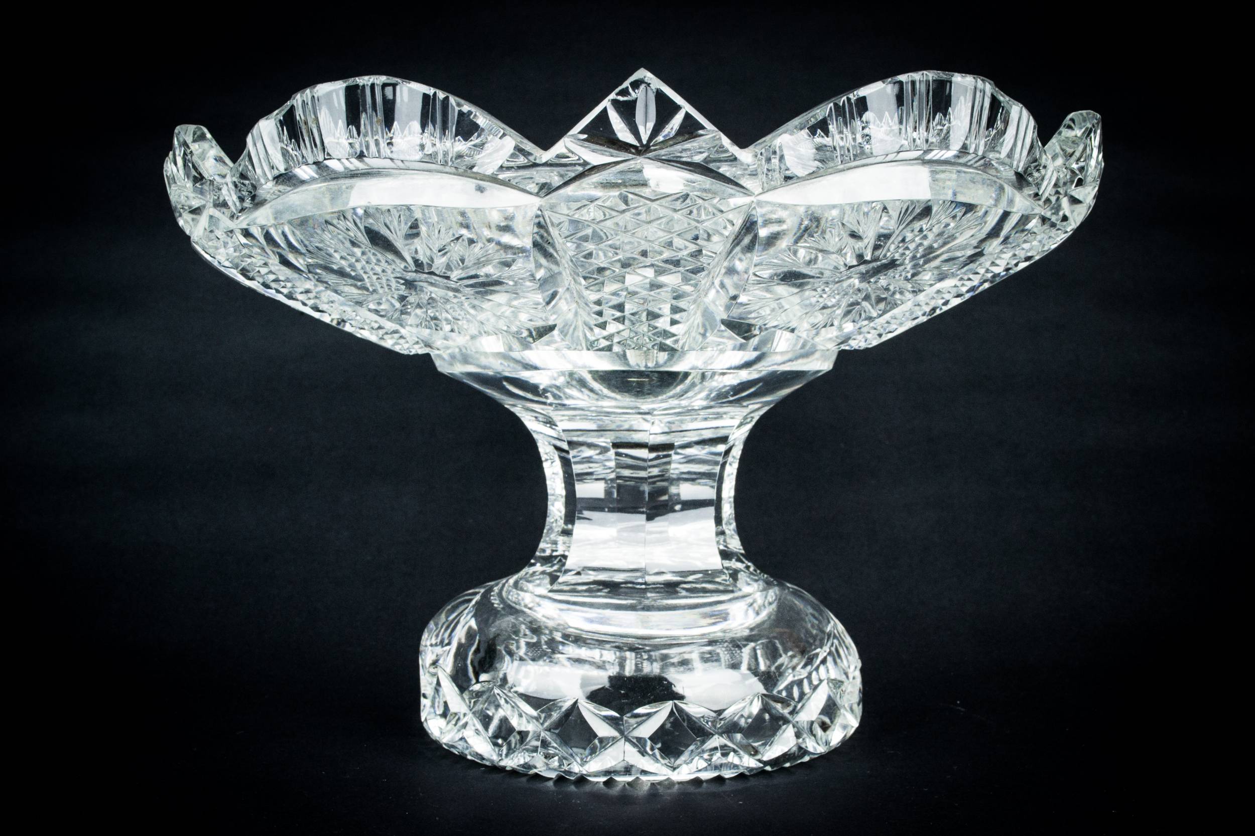 Antique Glass Cut — Heavy cut glass serving bowl 3