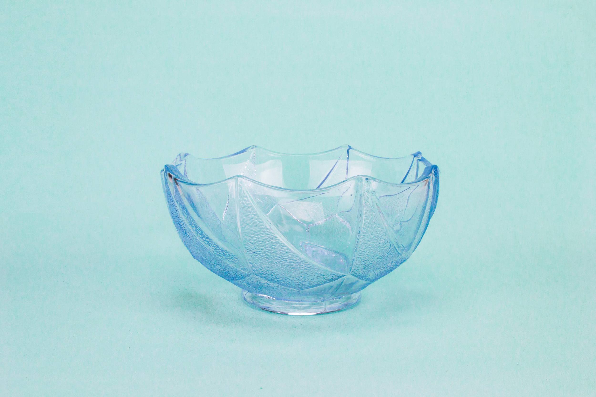 Glass Spectacular Geometric — Blue glass salad bowl