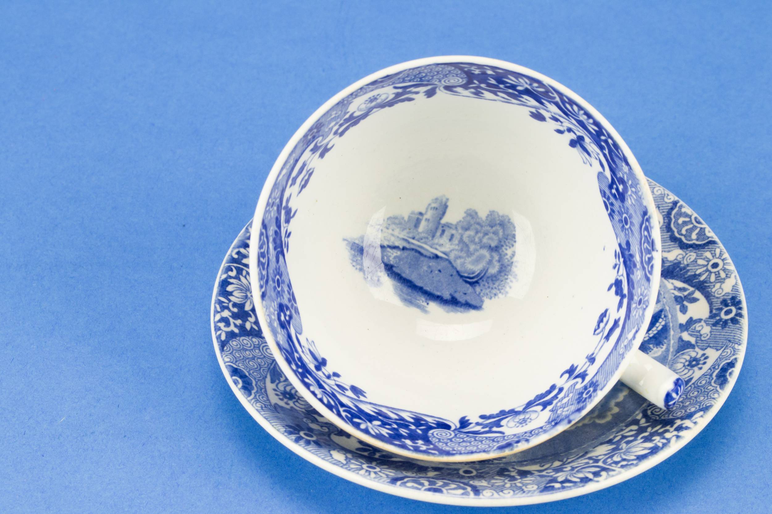 Victorian Vintage Cup — Blue and white tea set 2