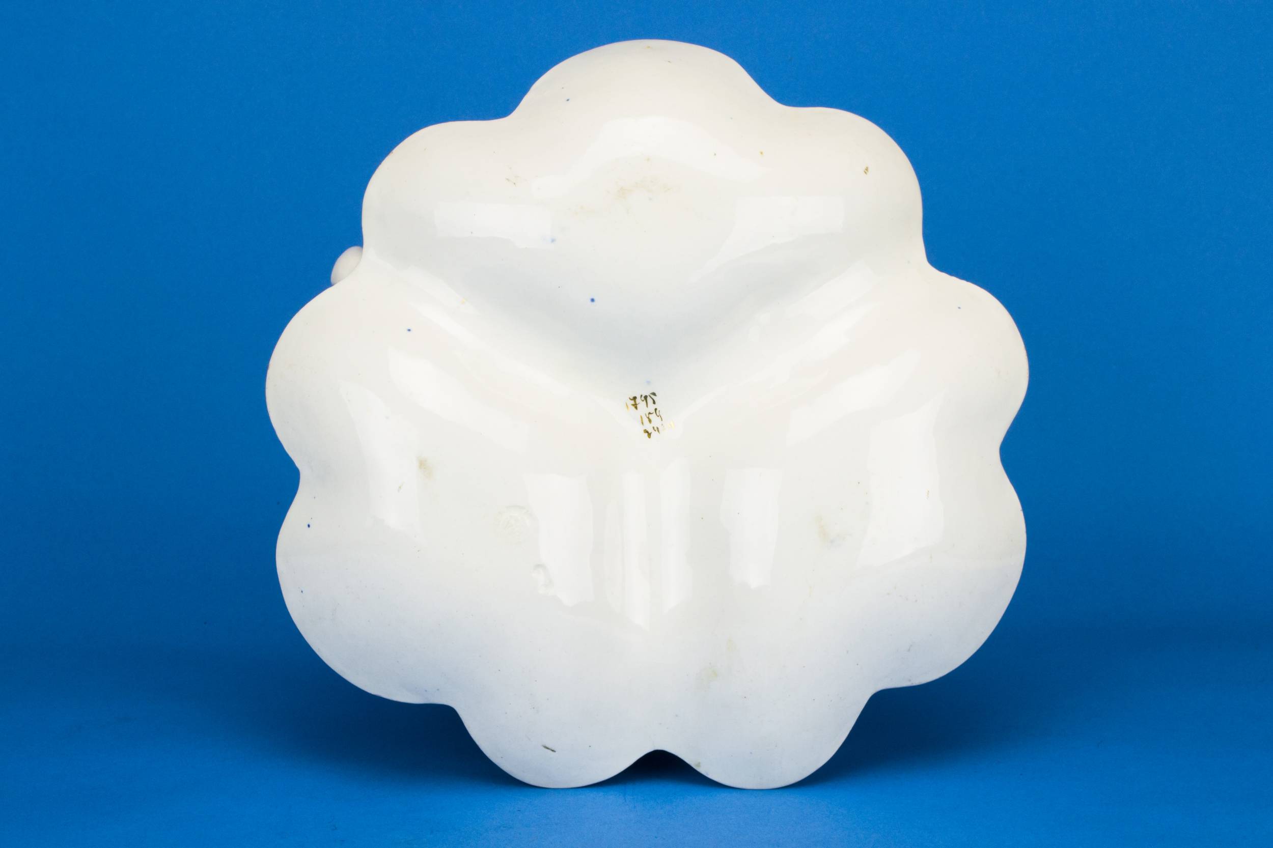 Opulent Antique Floral — Flow blue serving bowl 4