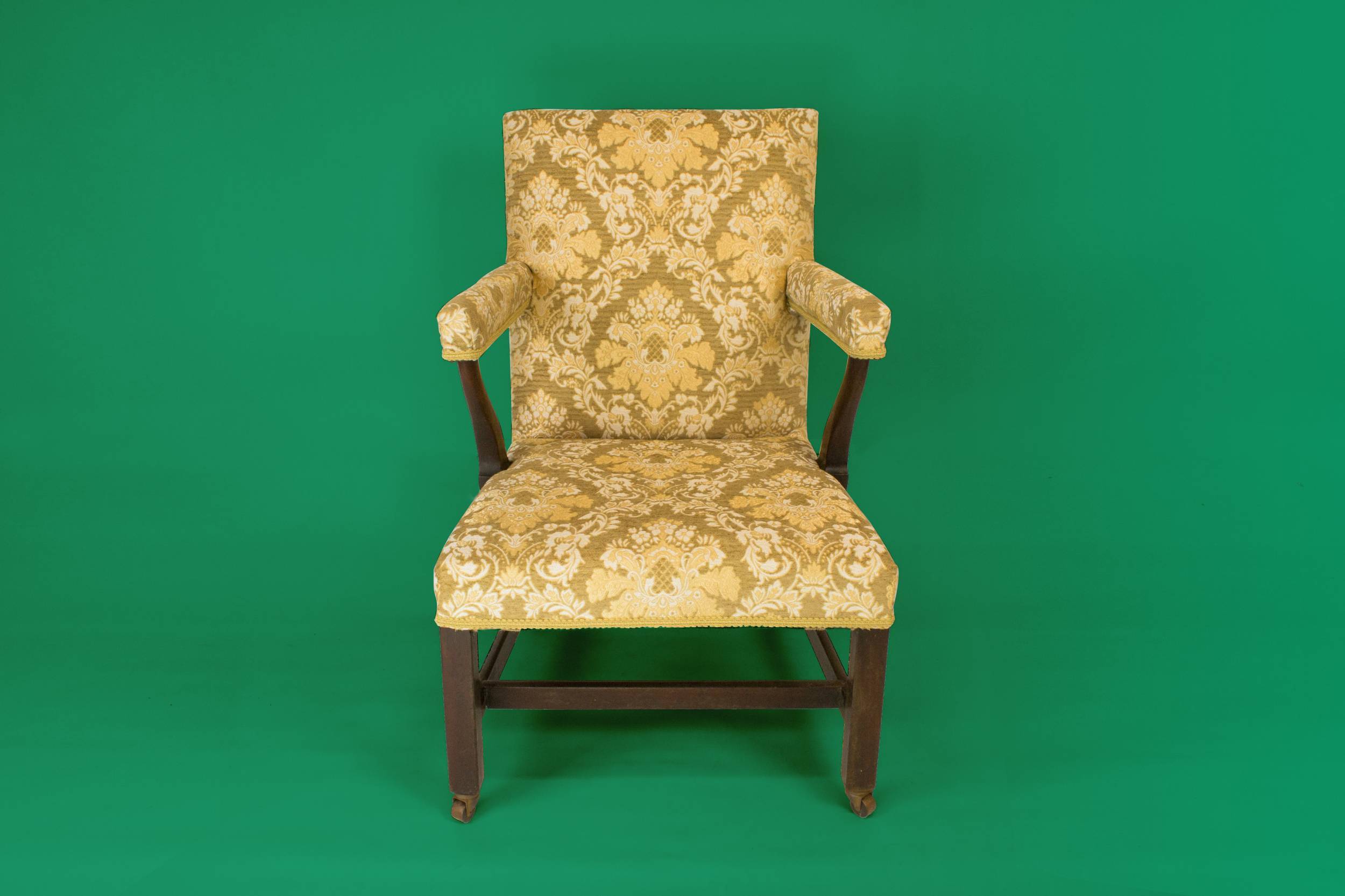 Georgian Spectacular ARMCHAIR — Golden mahogany armchair