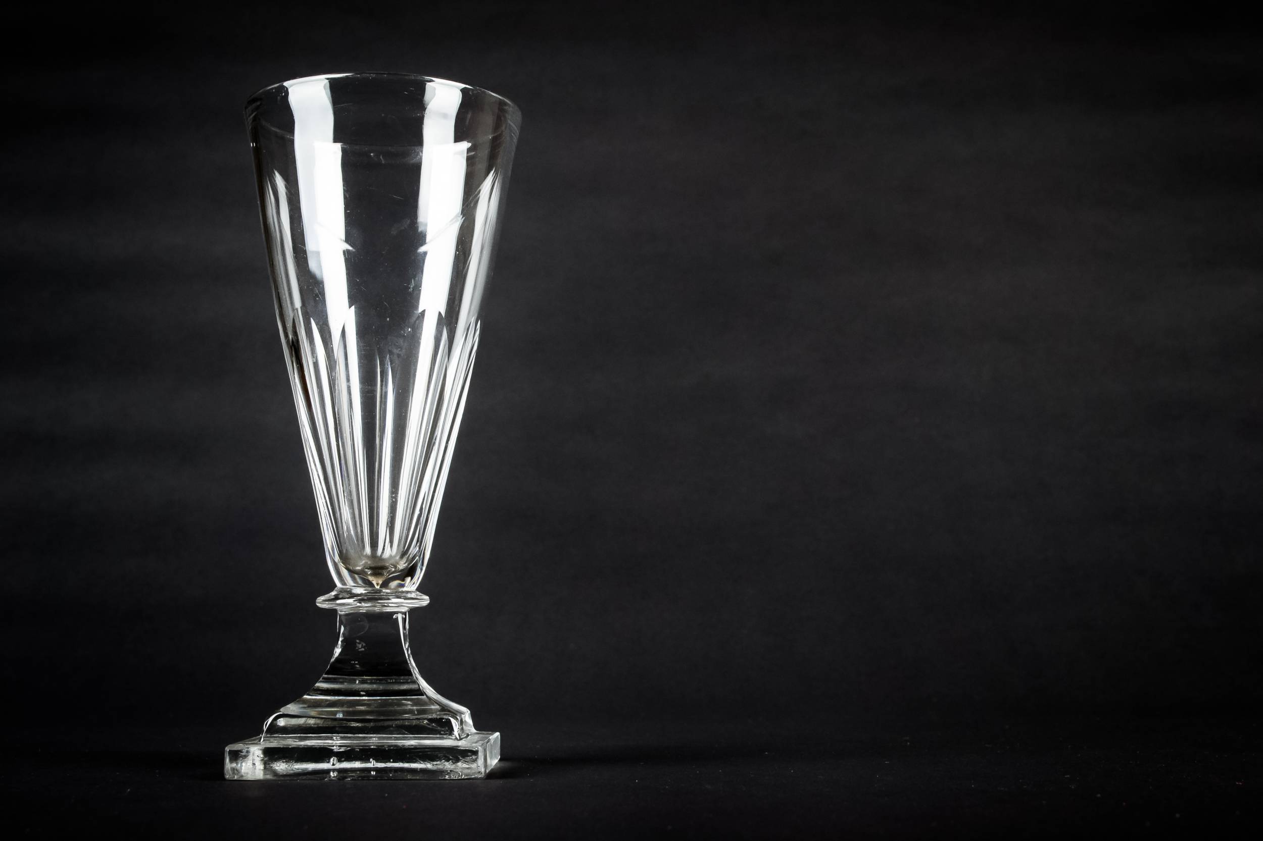 Georgian Square Stem — 3 champagne or ale flutes 4