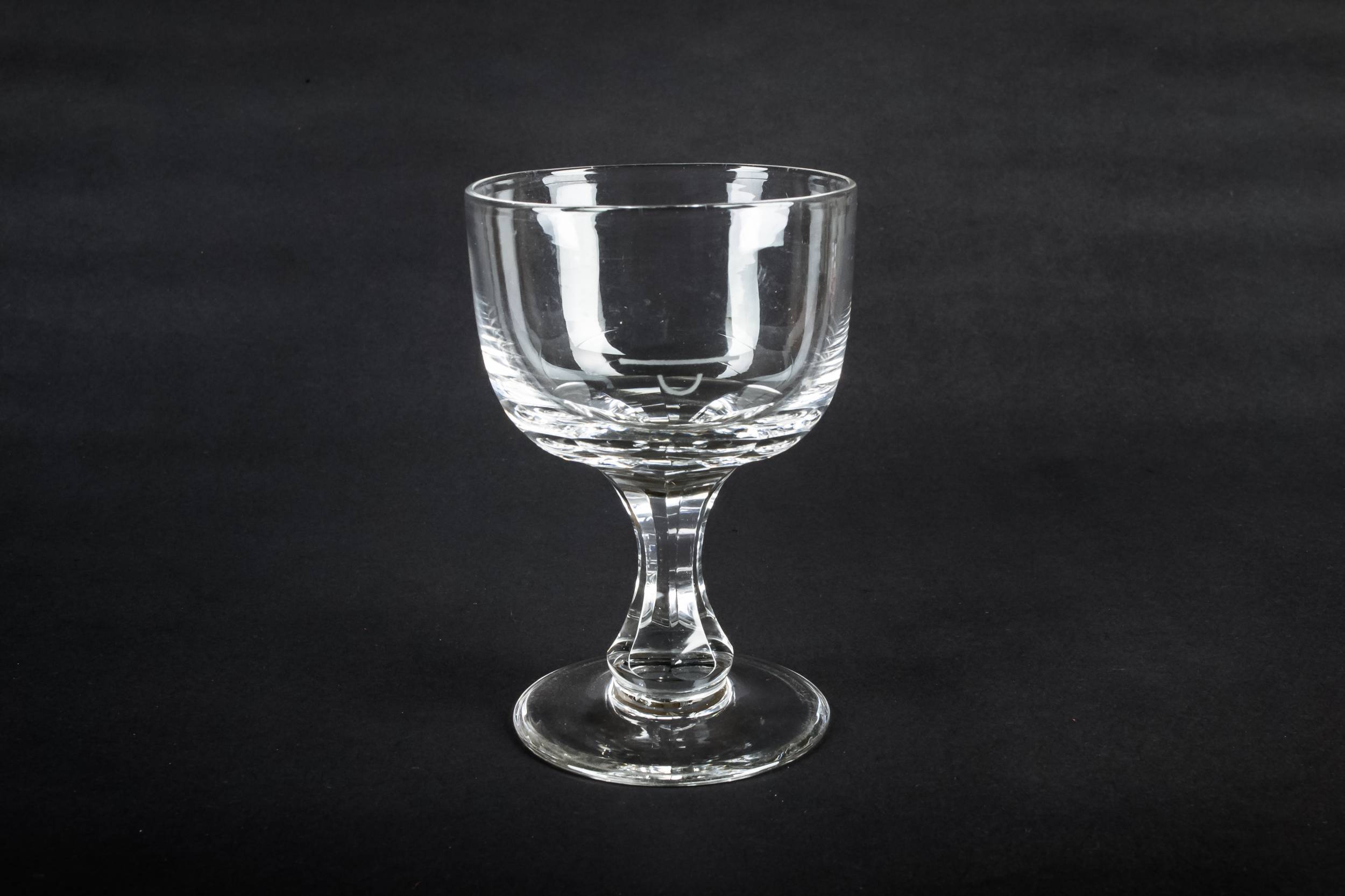 Clear Antique Minimalist — Octagonal stem glass