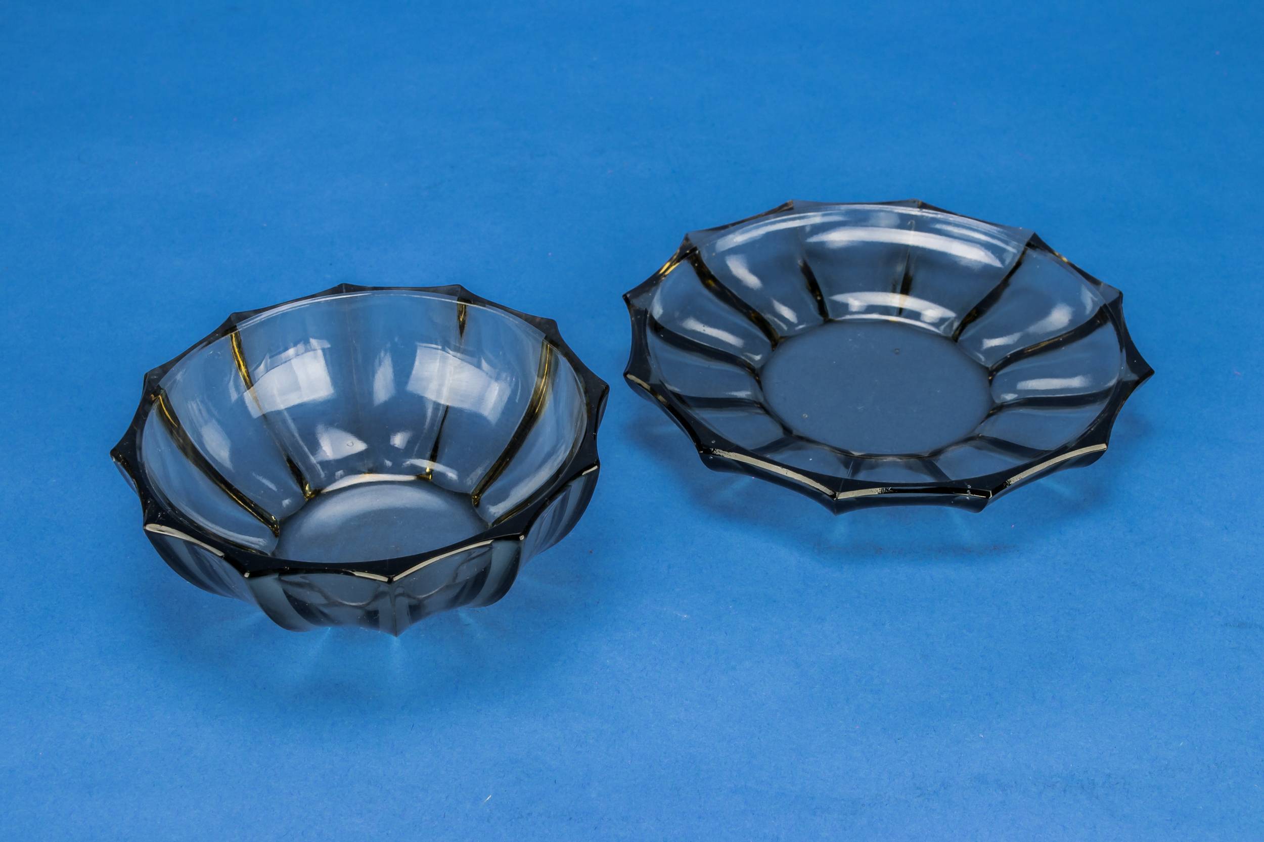 Art Deco Vintage — 5 dessert bowls on plates 1