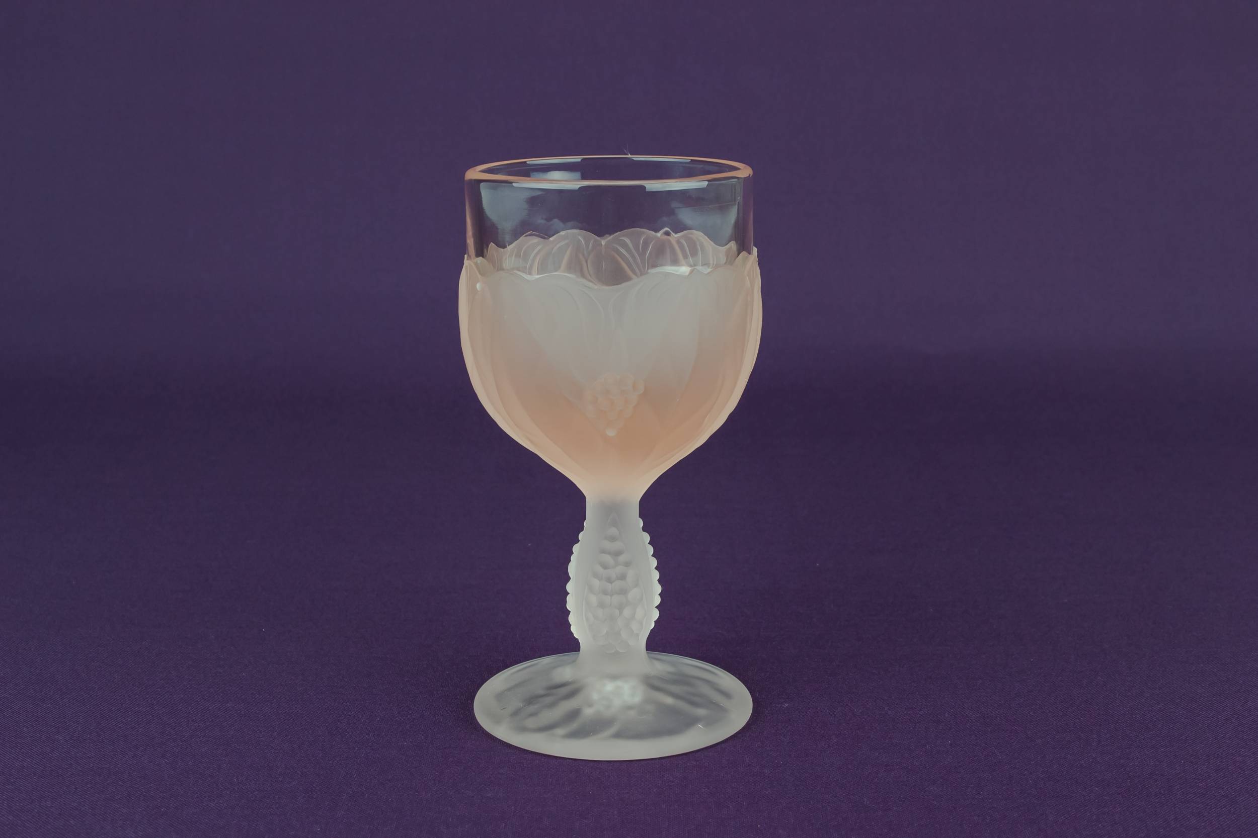 Vintage Pink Floral — 5 pink wine glasses