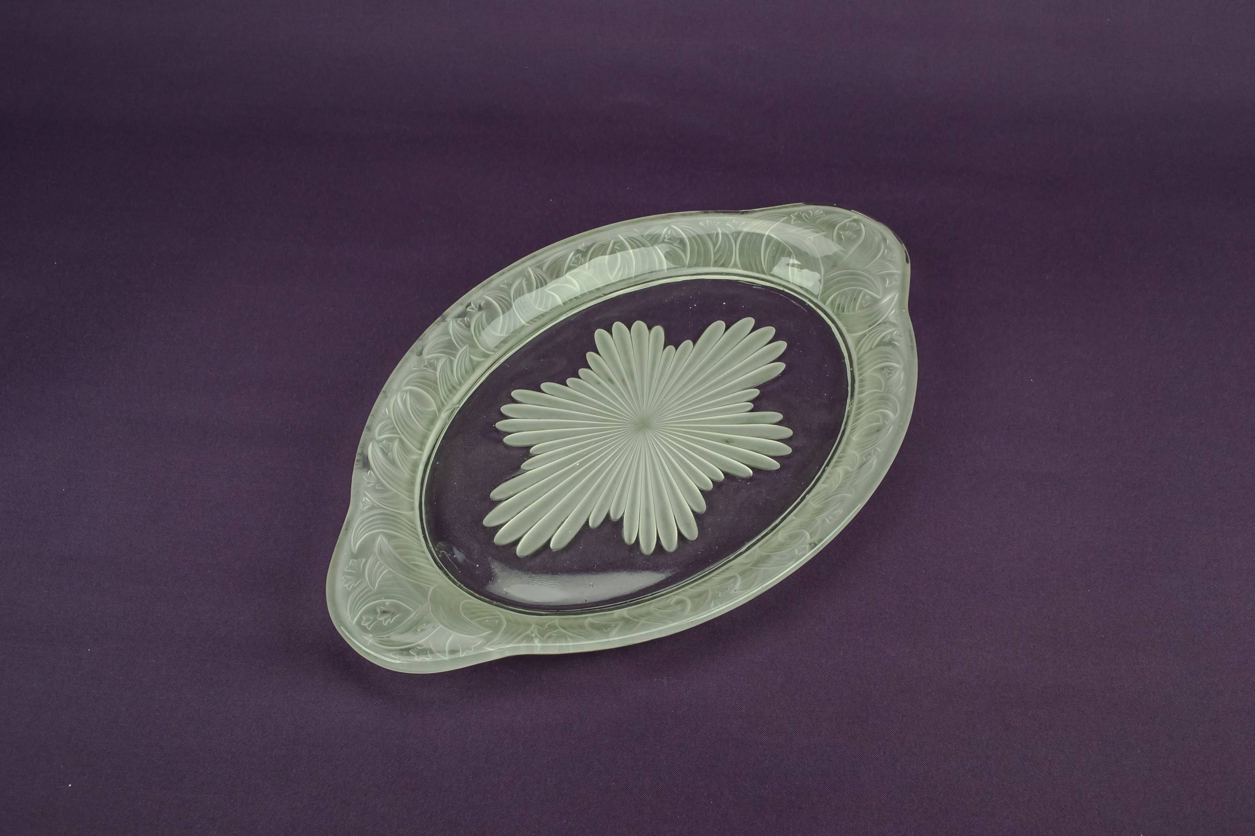 Glass Arts Crafts — Glass bread serving platter