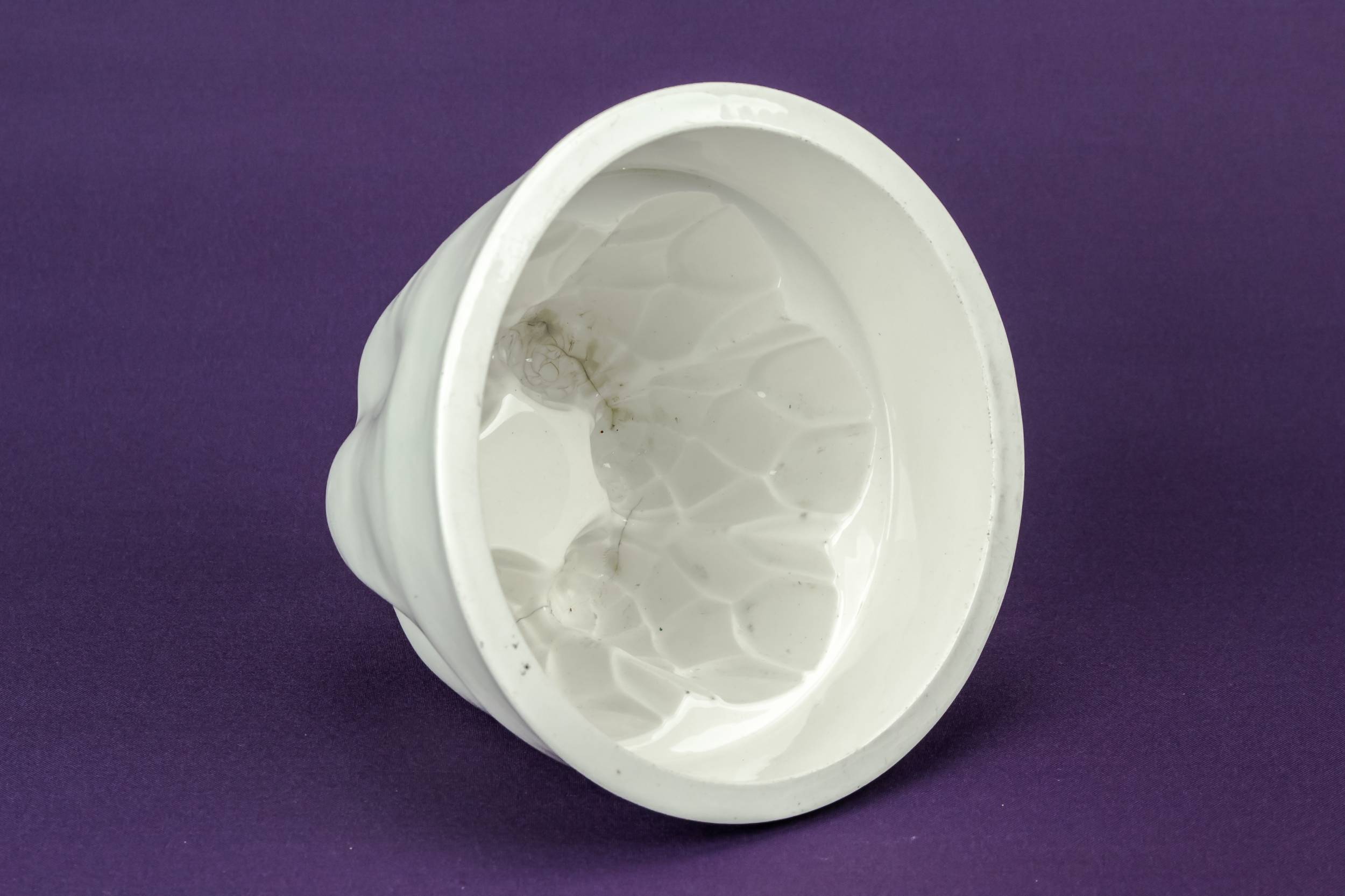 Victorian Stoneware MOULD — Large baking mould  1