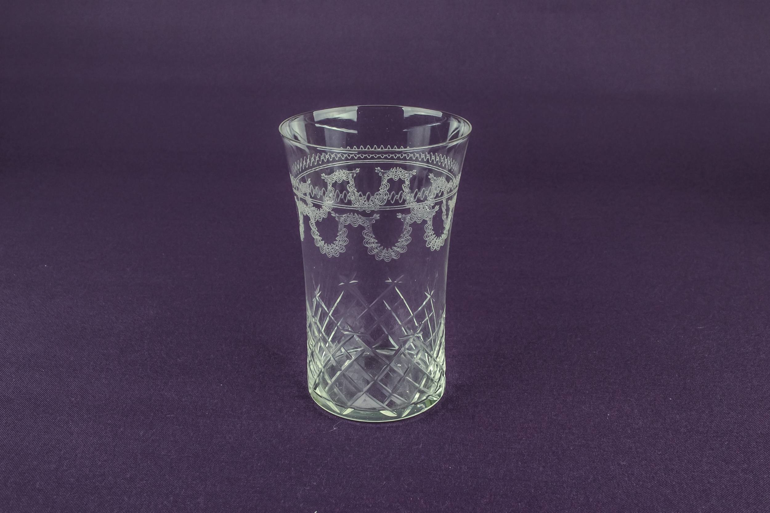 Clear Antique 0.5 — 4 Pall Mall glass tumblers