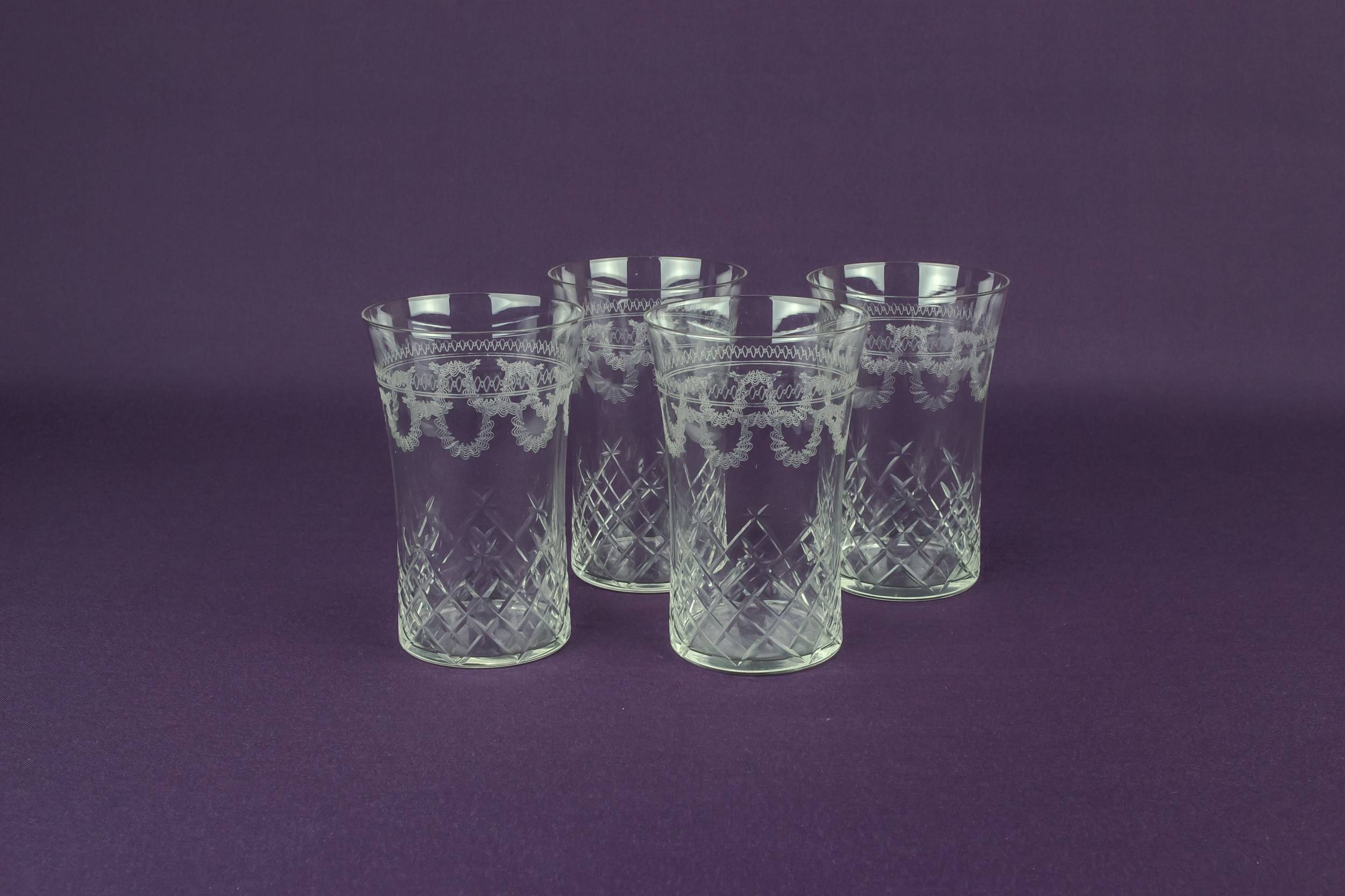 Clear Antique 0.5 — 4 Pall Mall glass tumblers 1