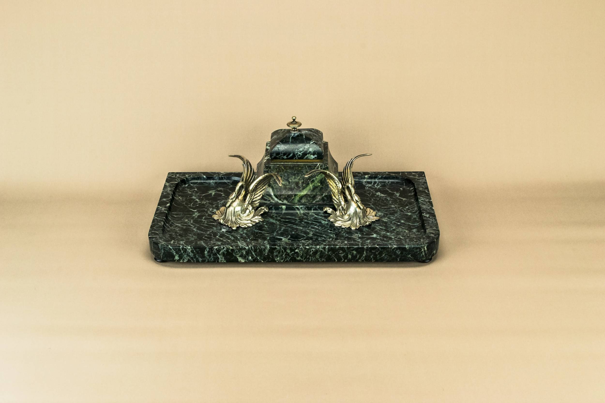 Neo-classical Antique Schumacher — Opulent marble swans inkwell