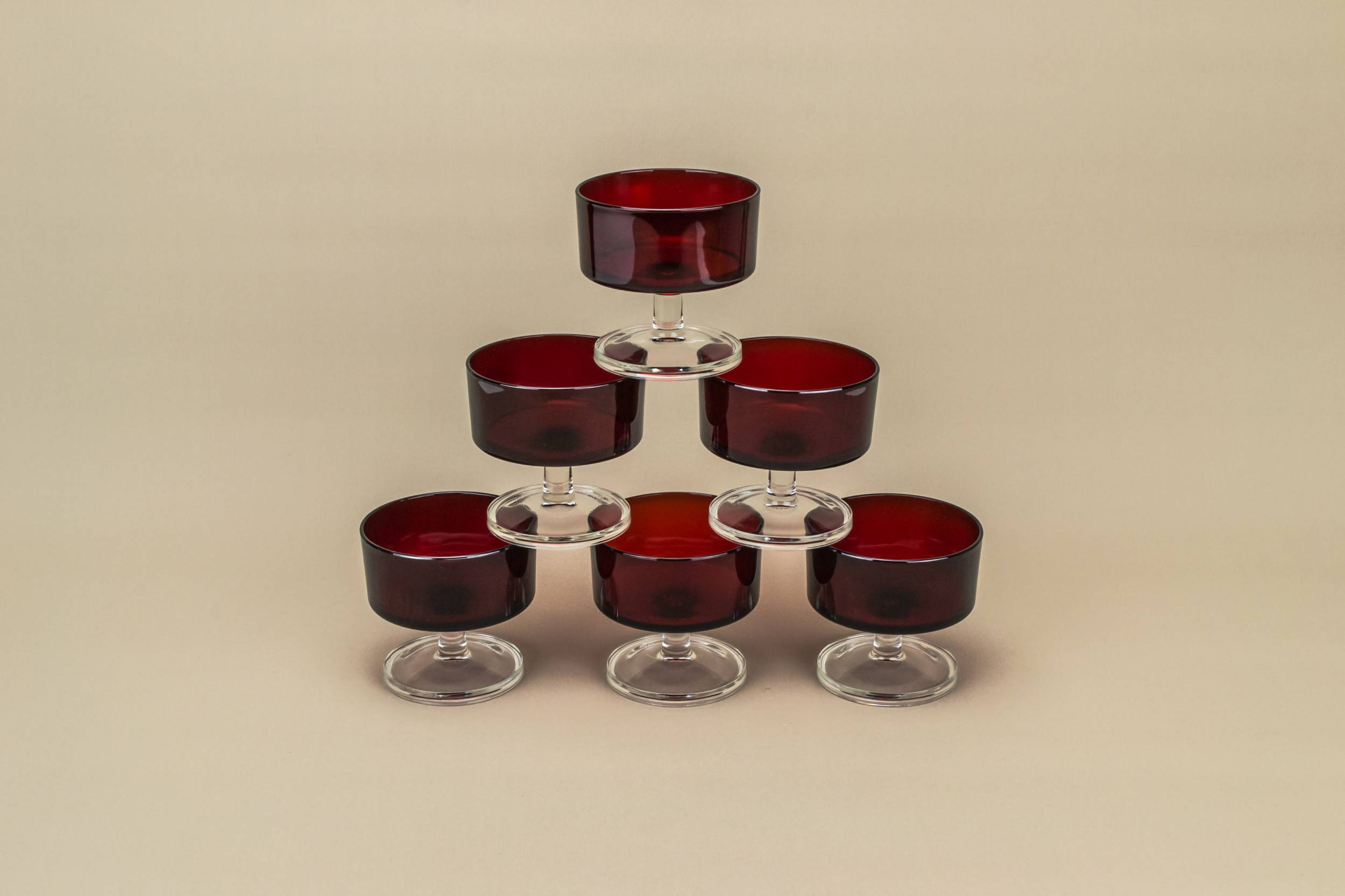 Modernist Red Minimalist — 6 red wine glasses