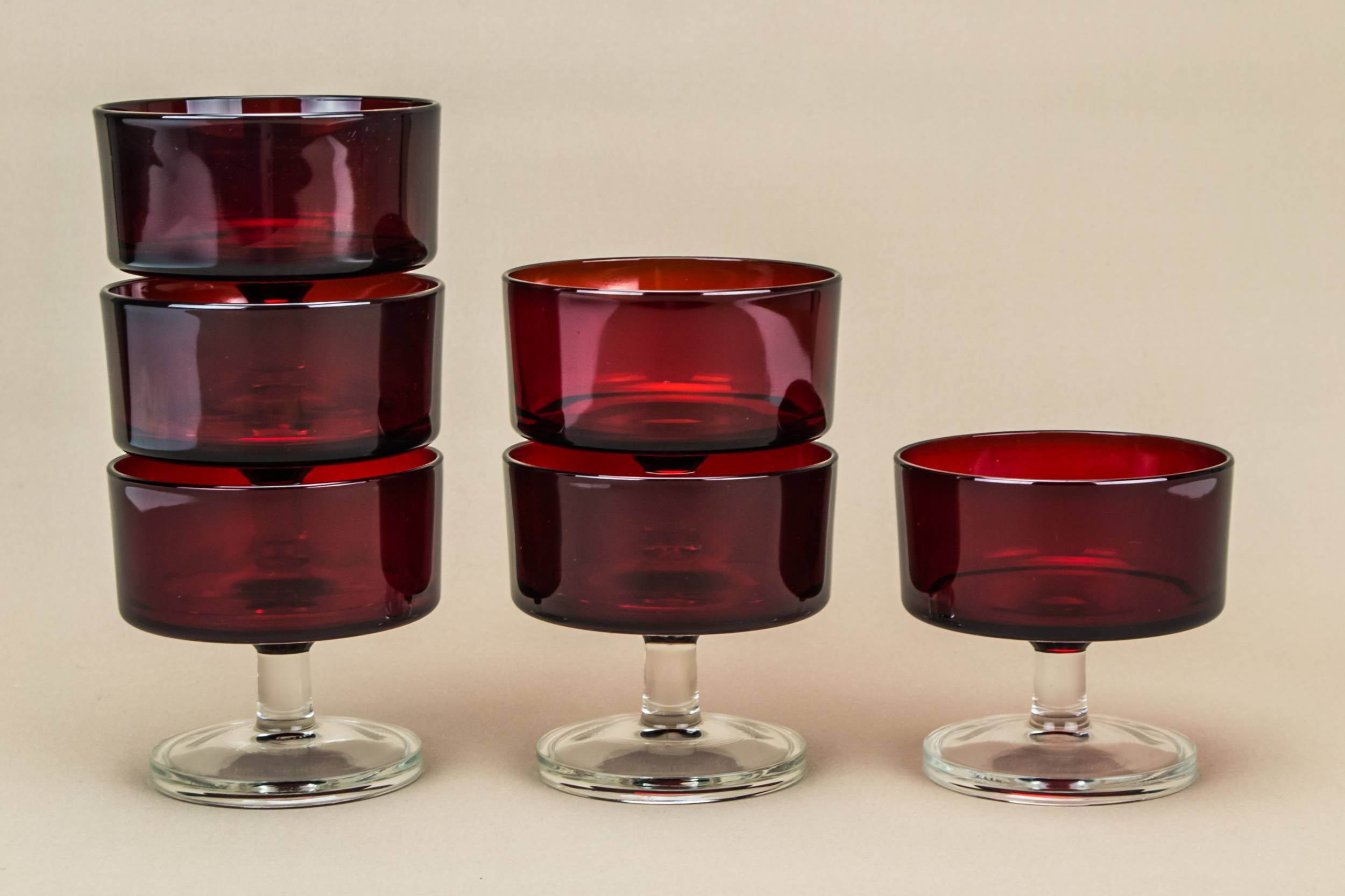 Modernist Red Minimalist — 6 red wine glasses 2