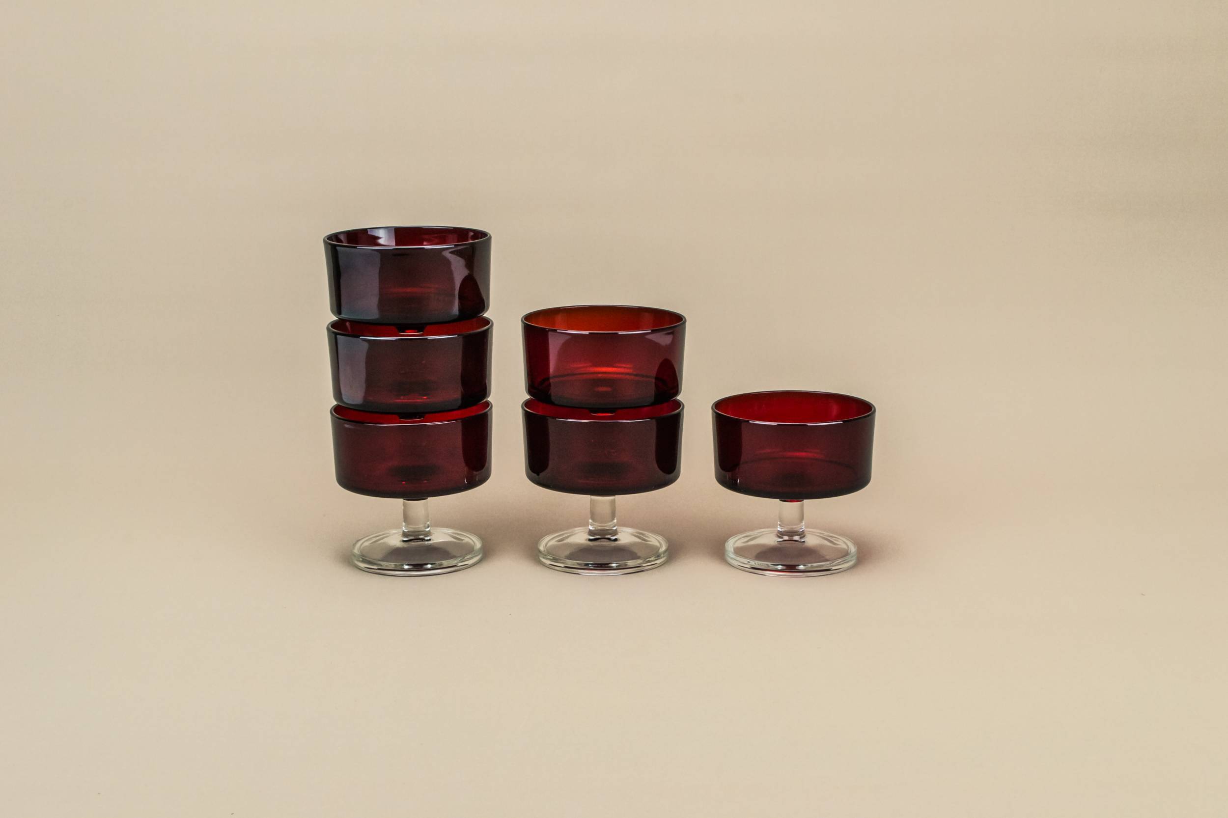 Modernist Red Minimalist — 6 red wine glasses 3