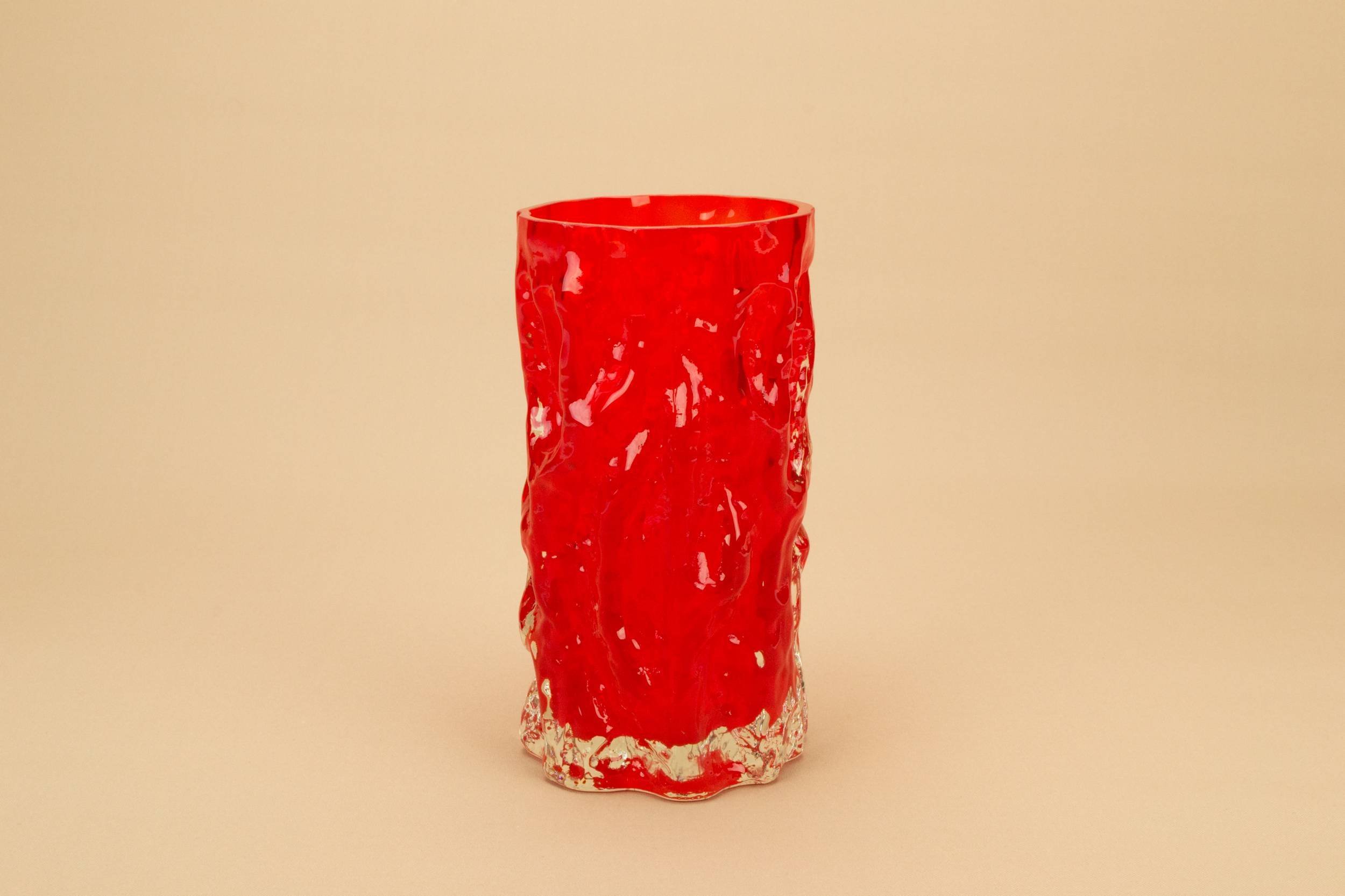 Imposing Vintage Bark — Modernist vase in red glass
