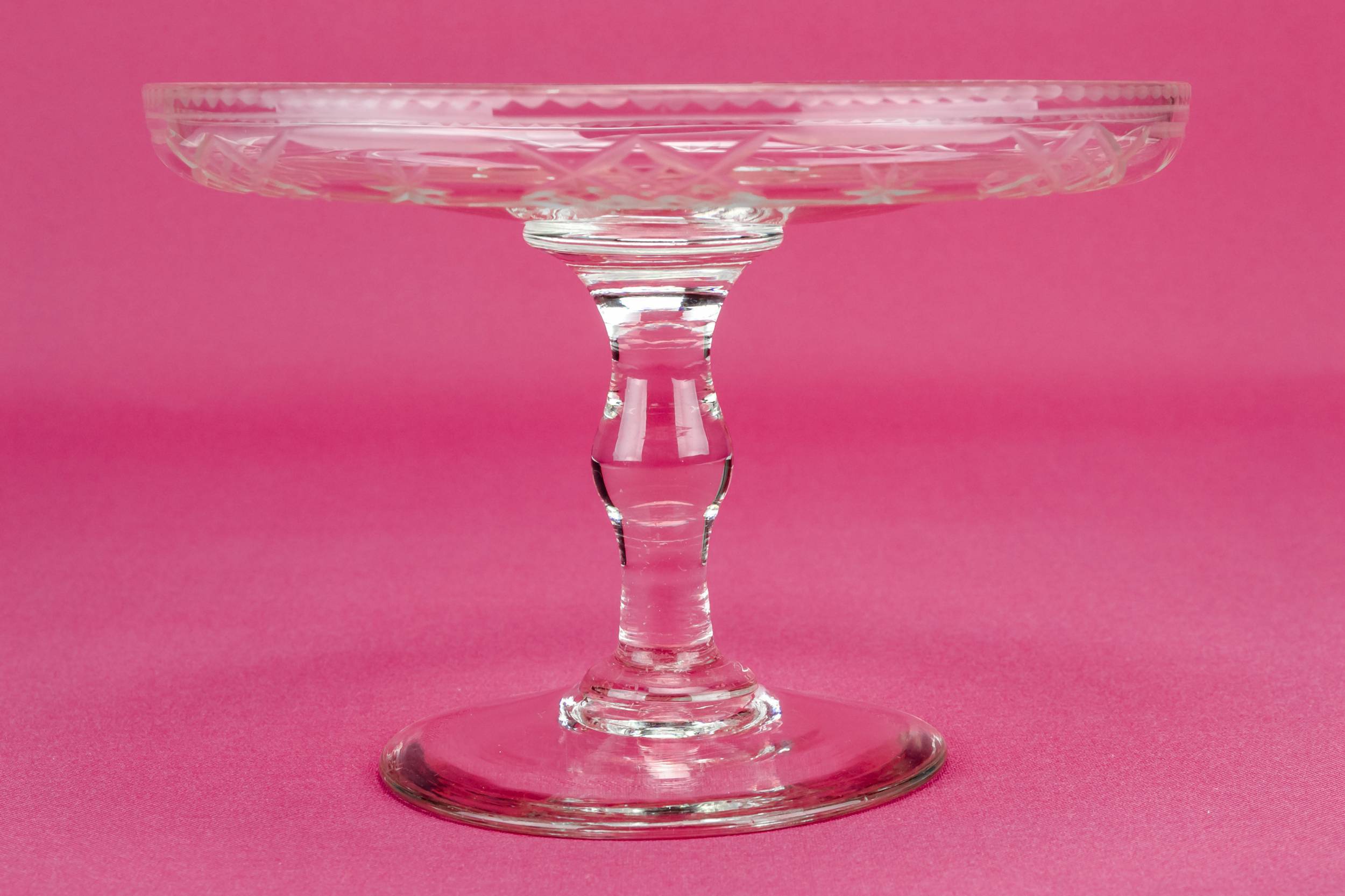 Antique Elegant CAKE — Cut glass cake stand 2