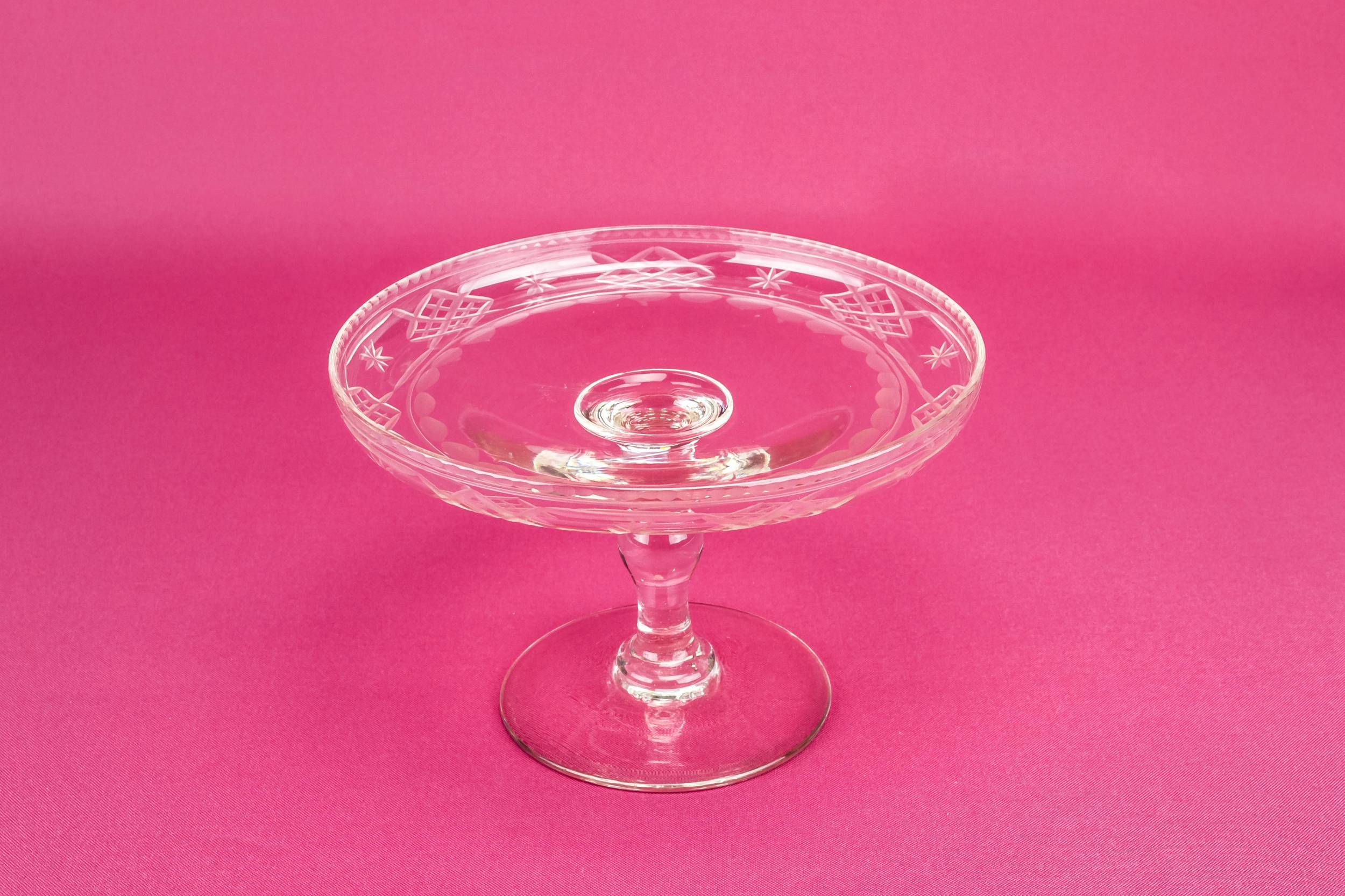 Antique Elegant CAKE — Cut glass cake stand