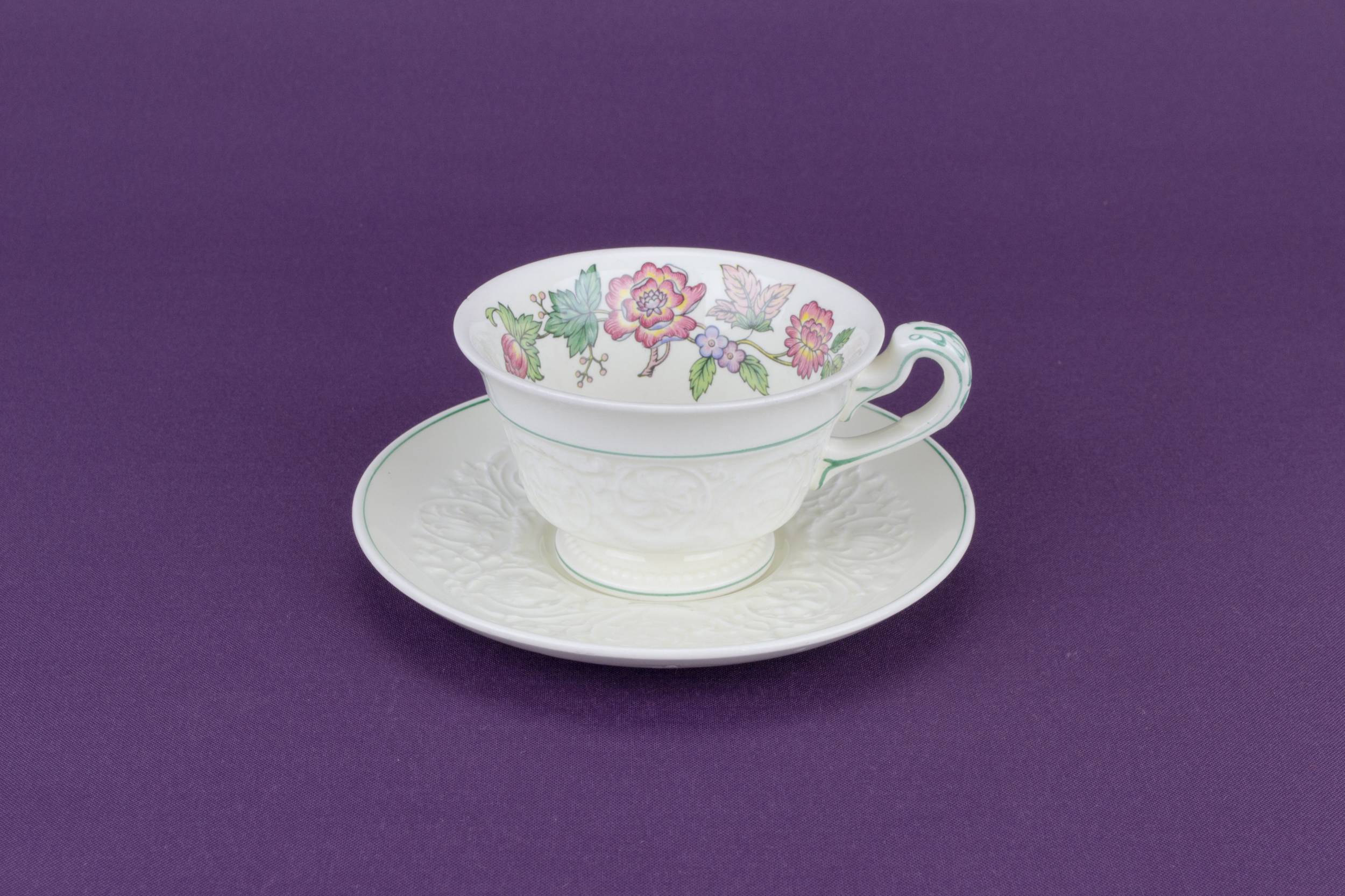 Persons Vintage Ceramic — Wedgwood tea set for 6