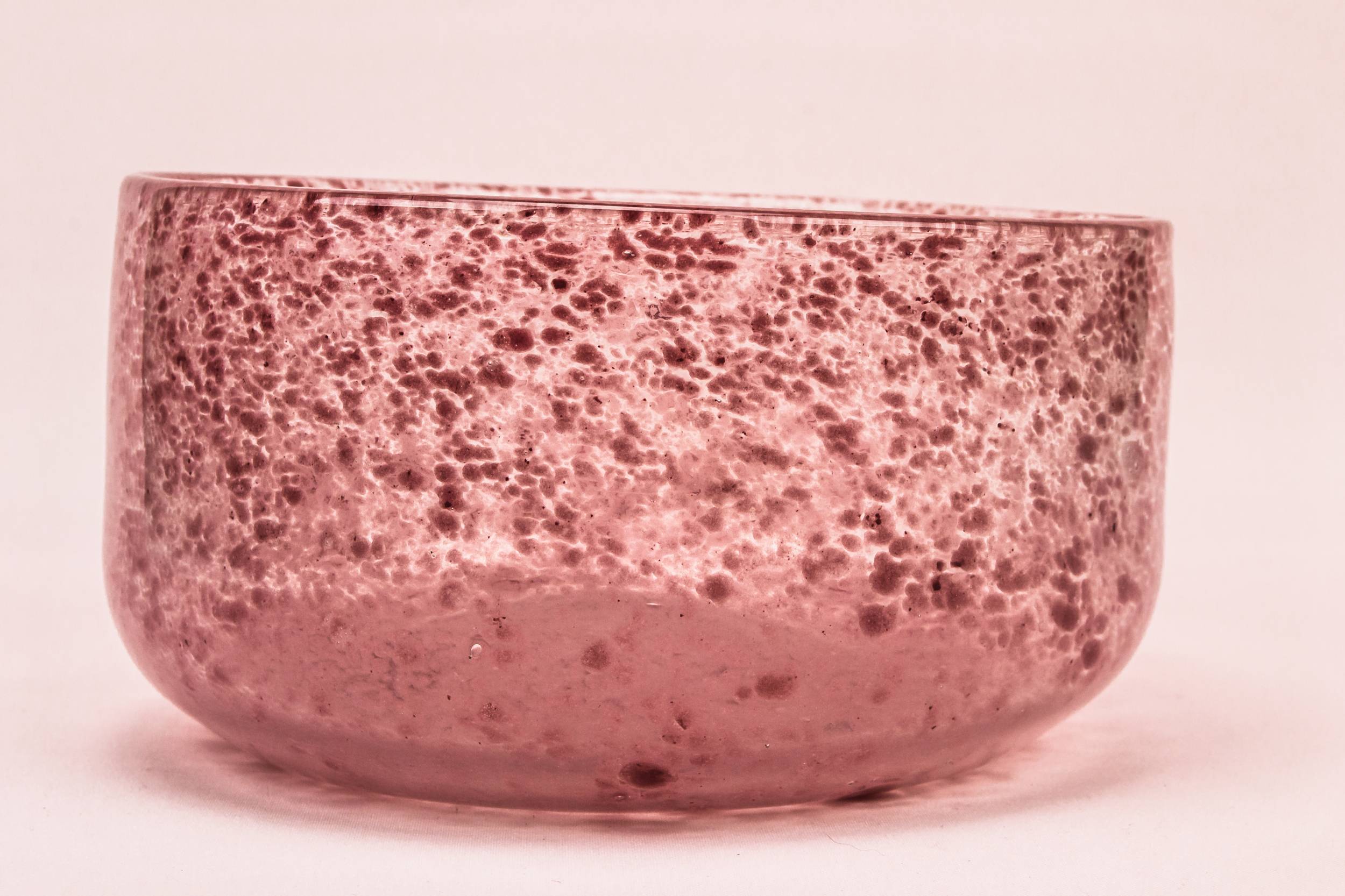 Imposing Post Modern — Pink glass serving bowl 2