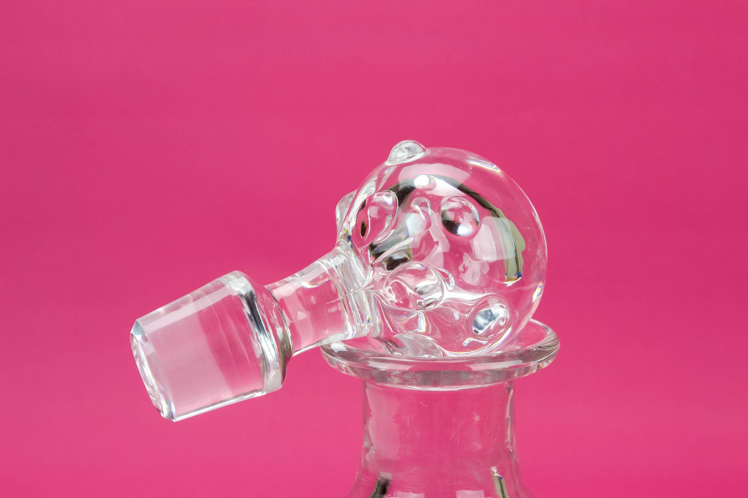 Opulent Ovoid Brandy — Opulent wine decanter 1