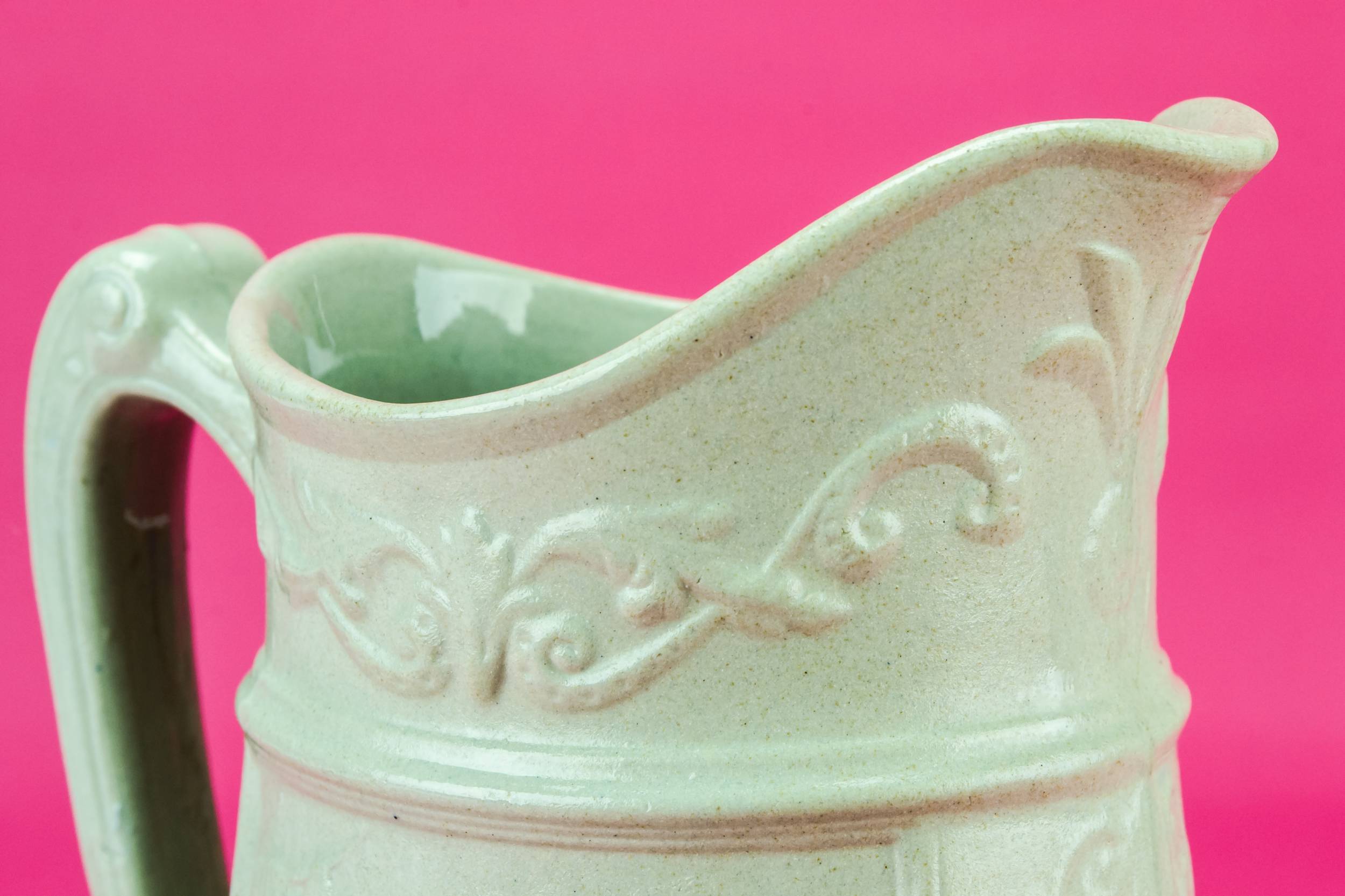 Porcelain Elegant Wine — Spectacular water jug 2