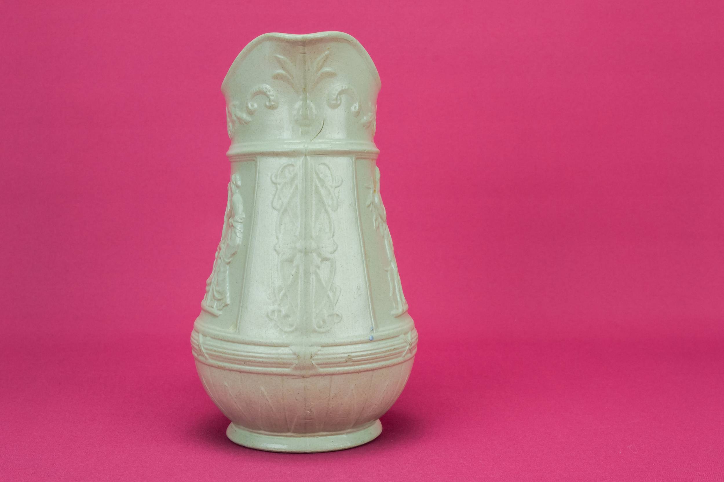 Porcelain Elegant Wine — Spectacular water jug 5