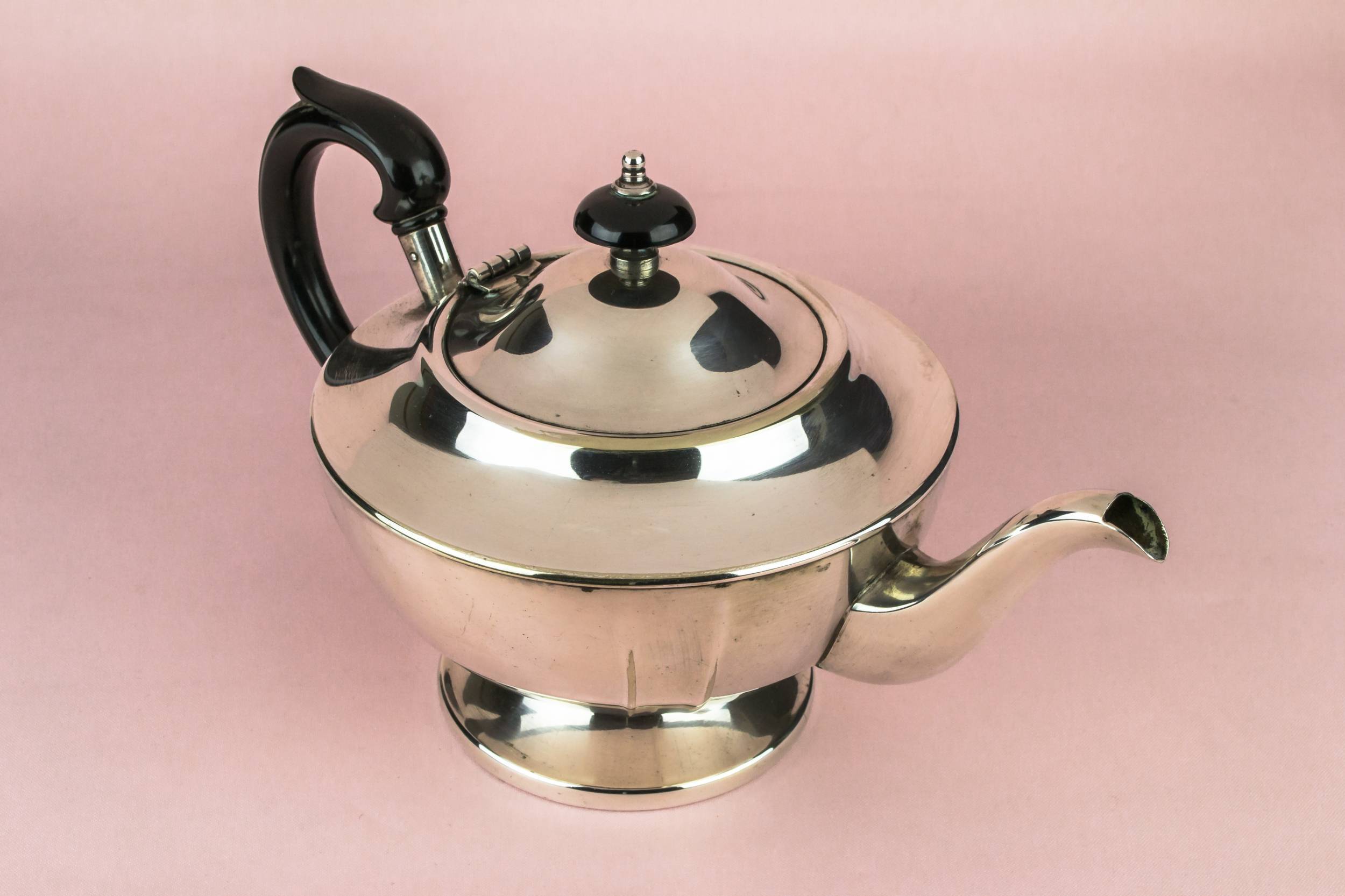 Art Deco Silver — Art Deco teapot 2