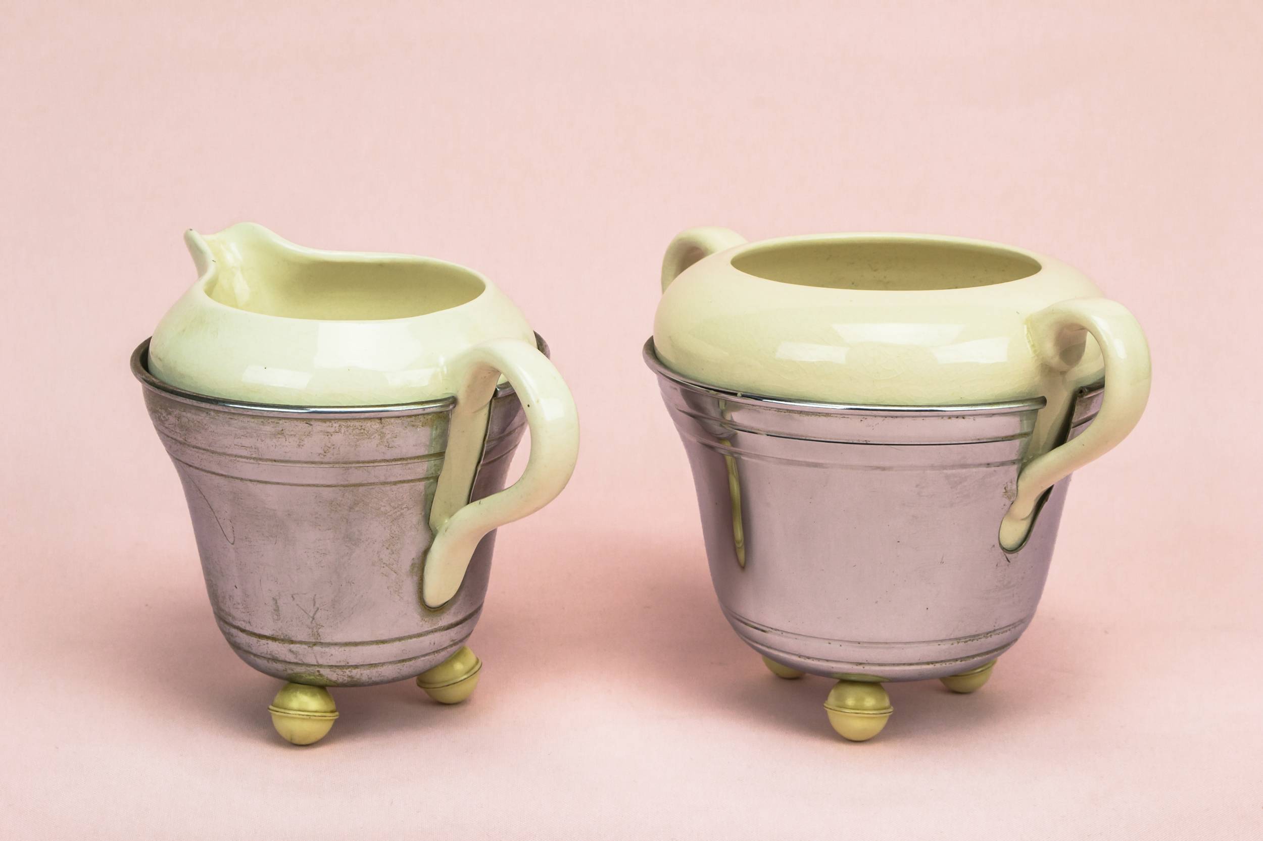 Antique Ceramic Unique — Modernist milk and sugar set 1