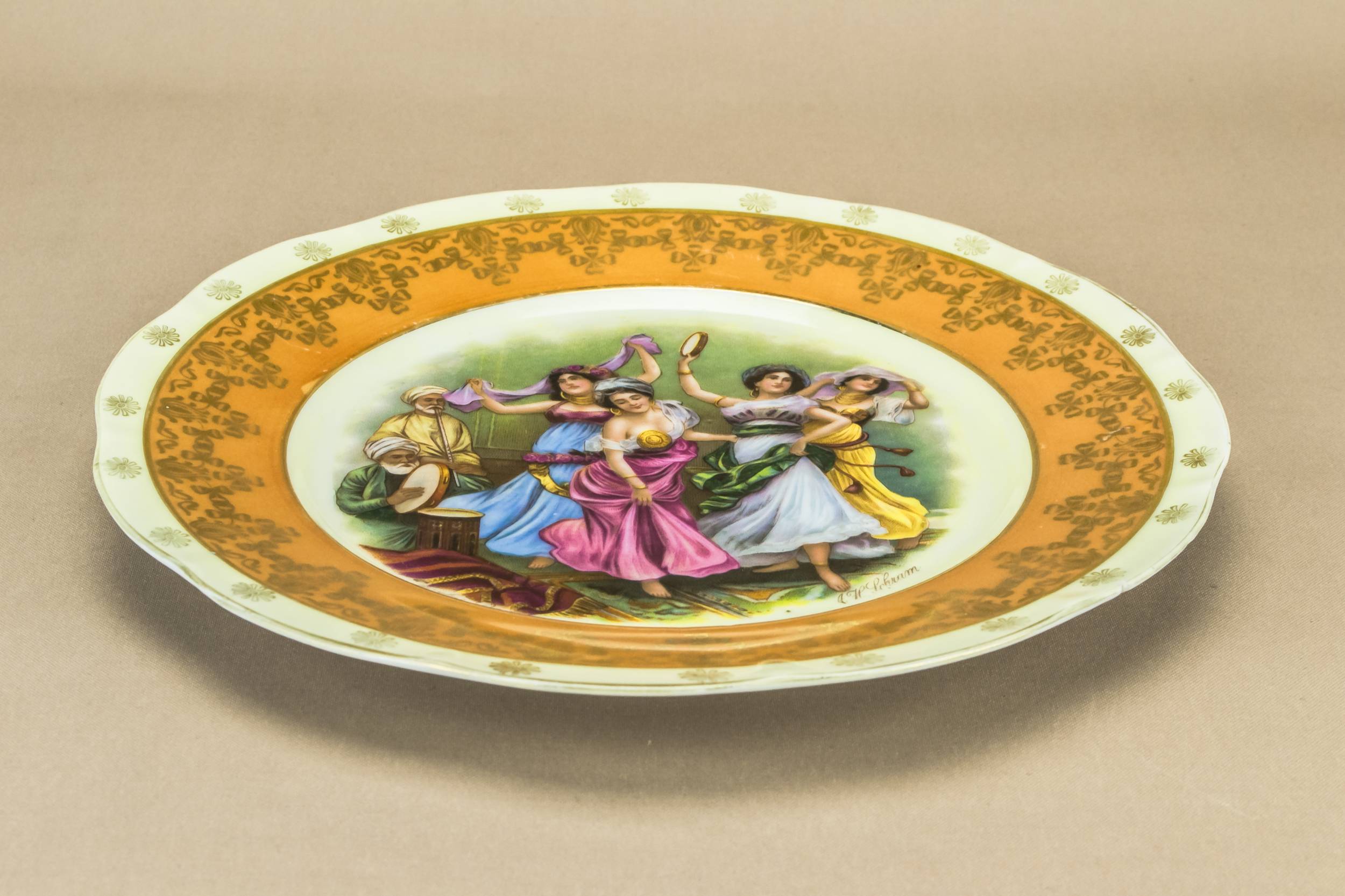Orientalist Cake Serving — Orange cake serving plate 2