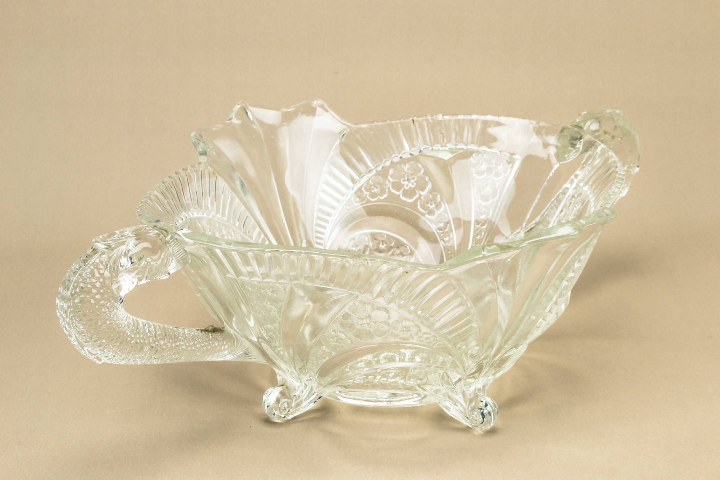Spectacular Art Deco — Large Art Deco glass bowl 3