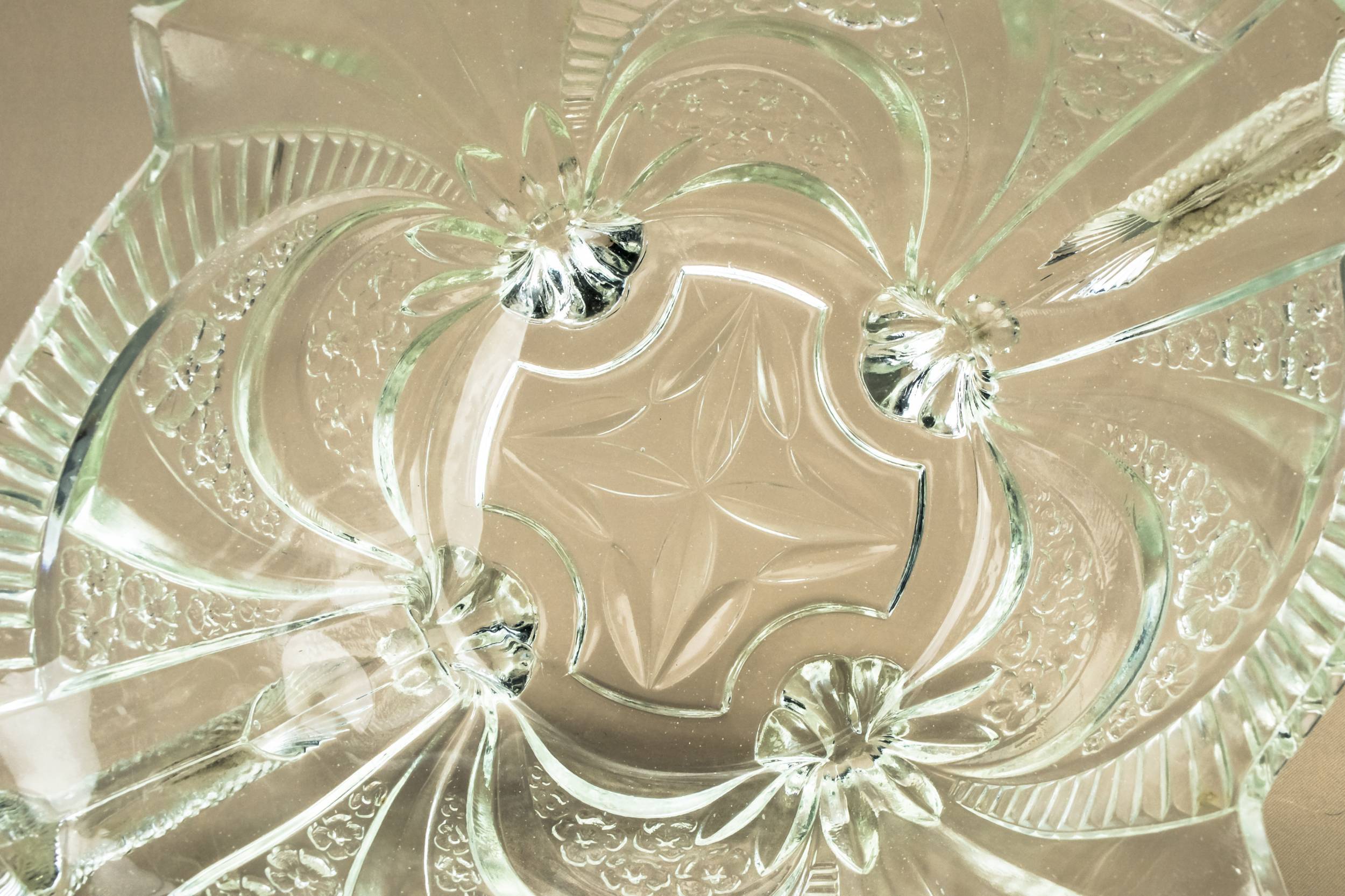 Spectacular Art Deco — Large Art Deco glass bowl 5