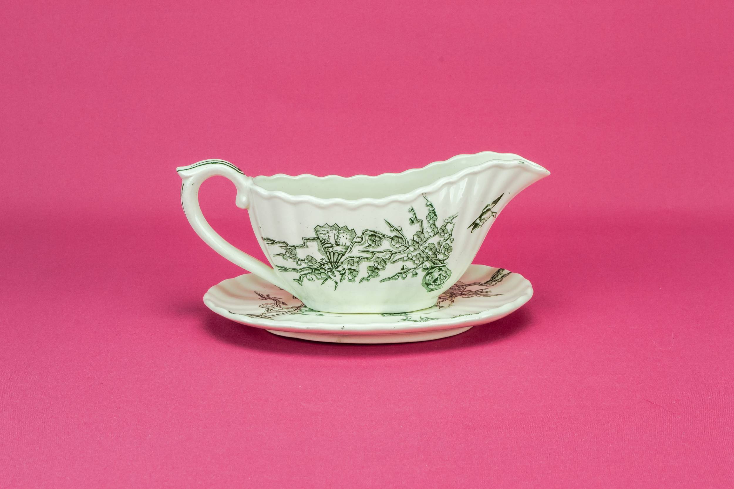Antique Ceramic Keeling — Green and white gravy boat