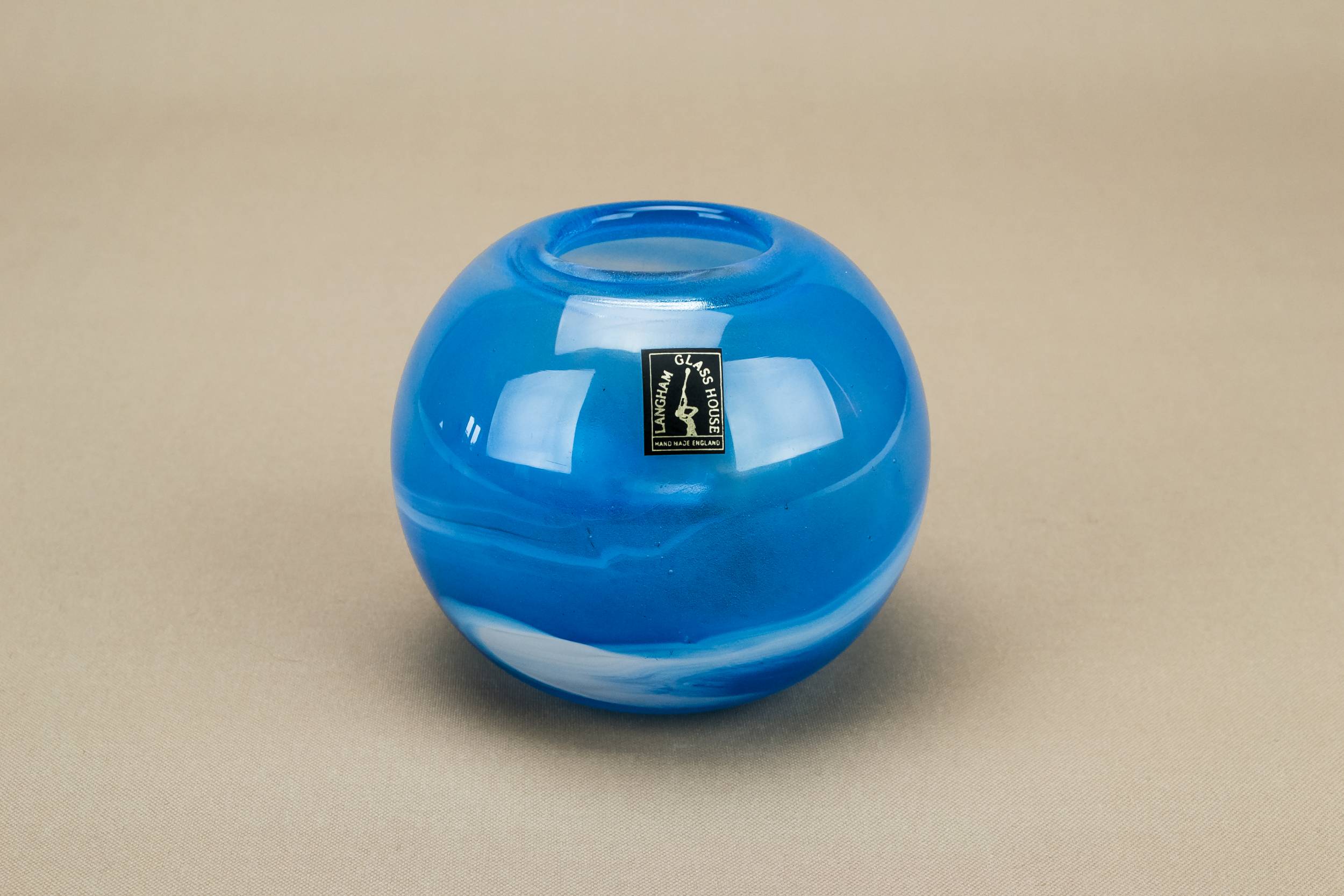 Post Modern Charming — Blue and white glass vase 1
