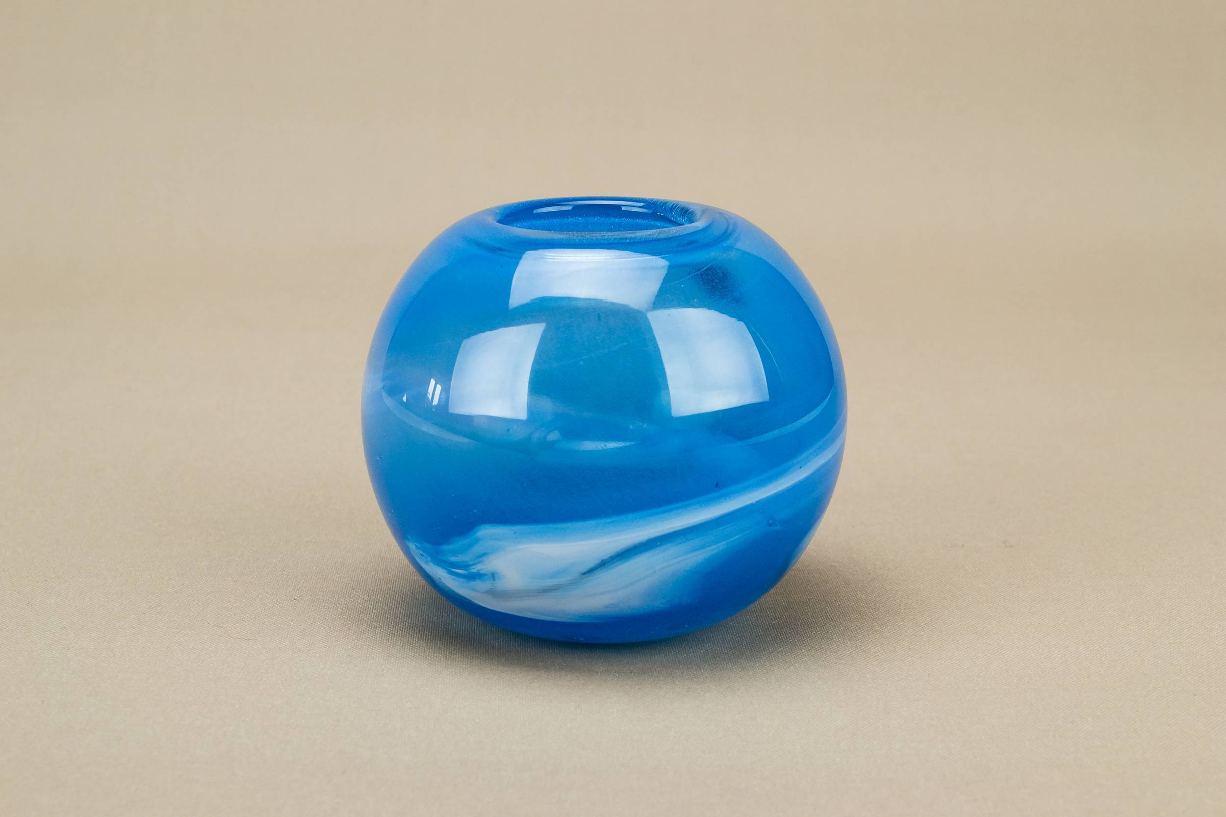 Post Modern Charming — Blue and white glass vase