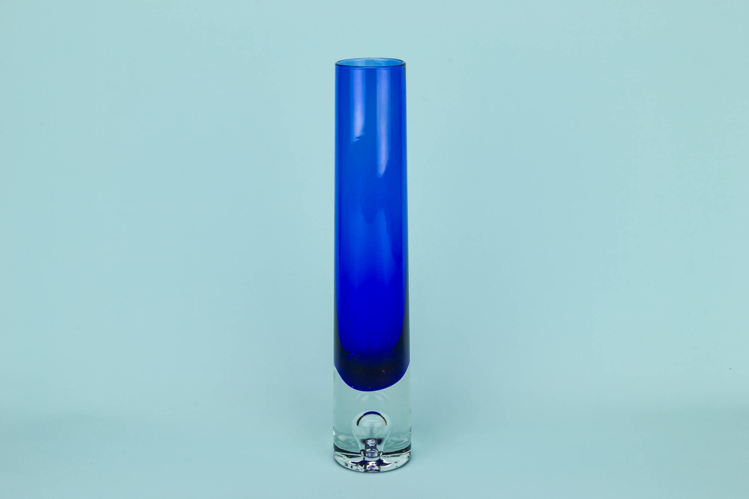 Vintage Glass Minimalist — Tall blue glass vase