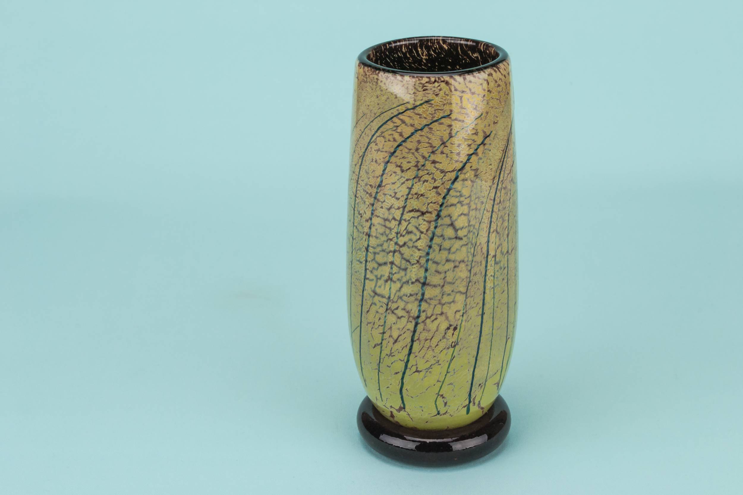 Glass Elegant The — Small speckled glass vase 1