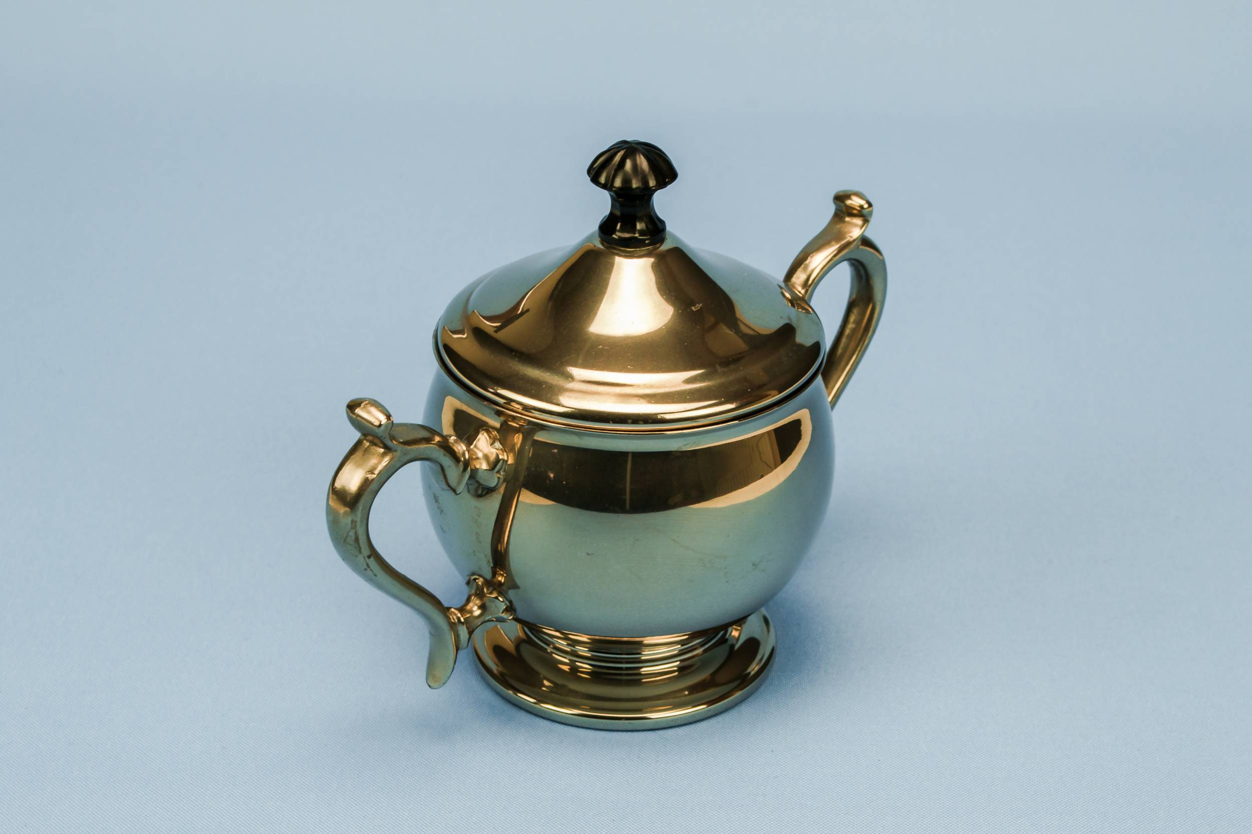 Small Silver Plated — Silver plated sugar bowl 1