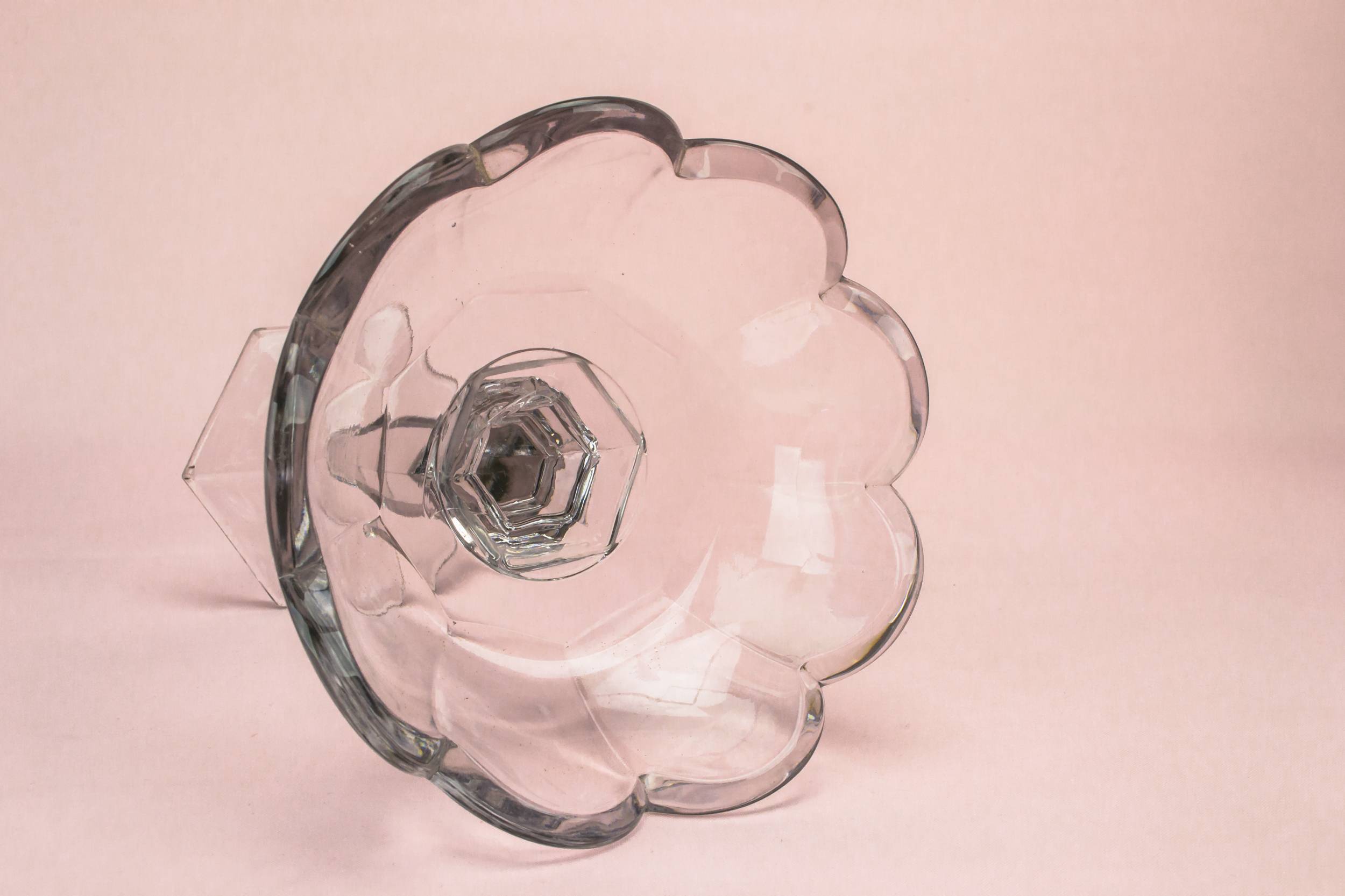 Art Deco Vintage — Tall glass centrepiece bowl 1