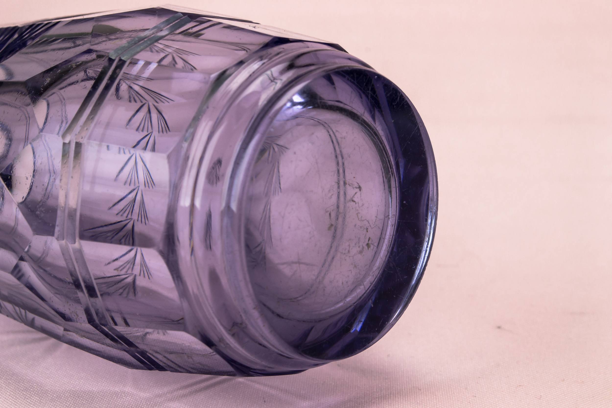 Antique Glass Faceted — Amethyst glass vase 3
